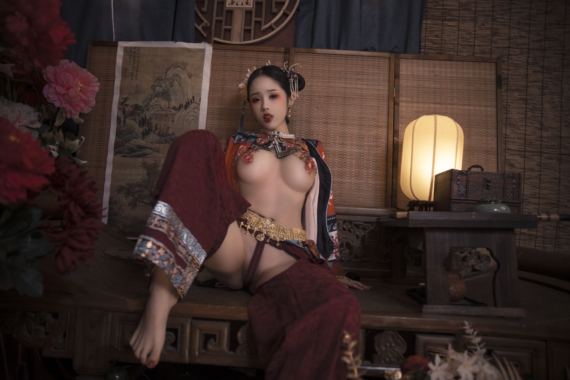 Titanium alloy TiTi: Qing Palace Costumes