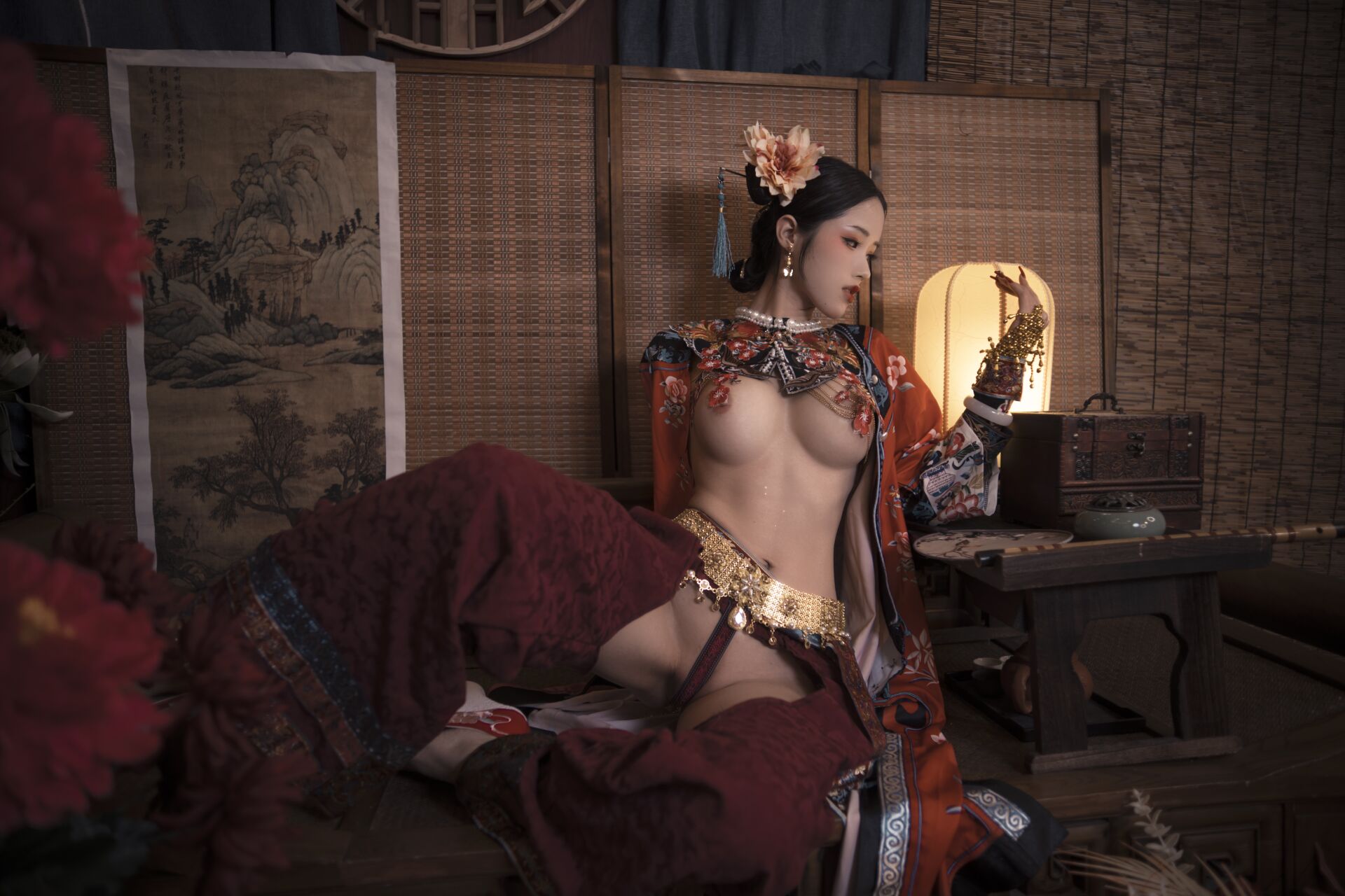 Titanium alloy TiTi: Qing Palace Costumes