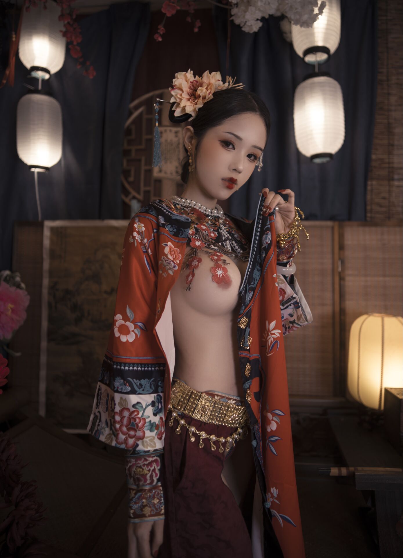 鈦合金TiTi 《清宮服飾》