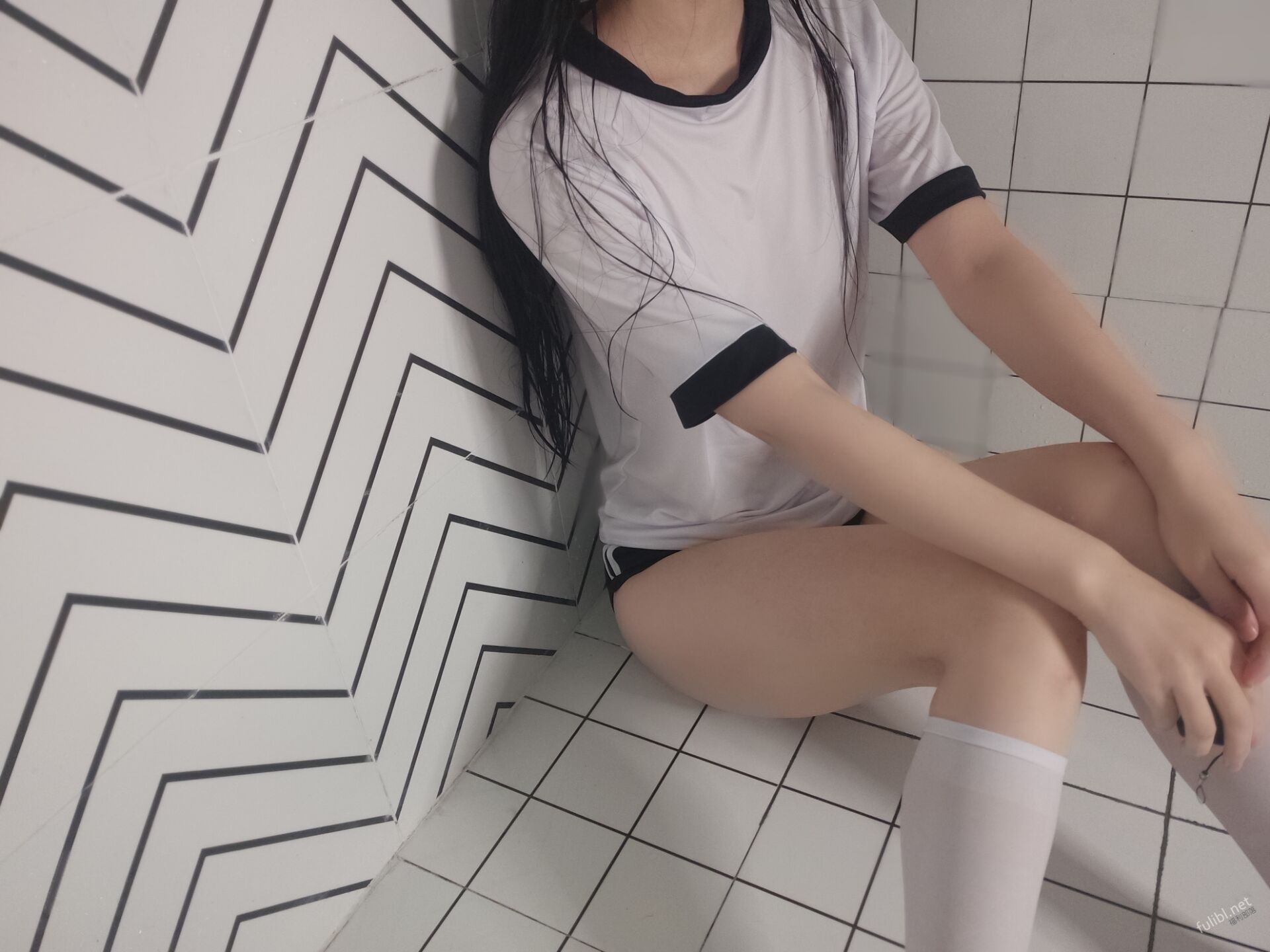 WINK《Cô Gái Mặc Áo Thể Dục》
