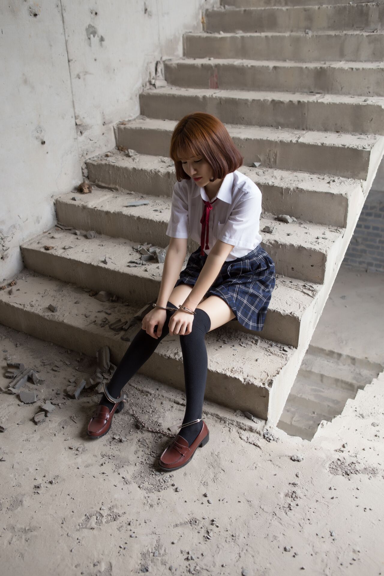 k8 Tsundere Dễ Thương Hình Ảnh Cổ - Trang Phục Học Sinh Trói Buộc Ngoài Trời