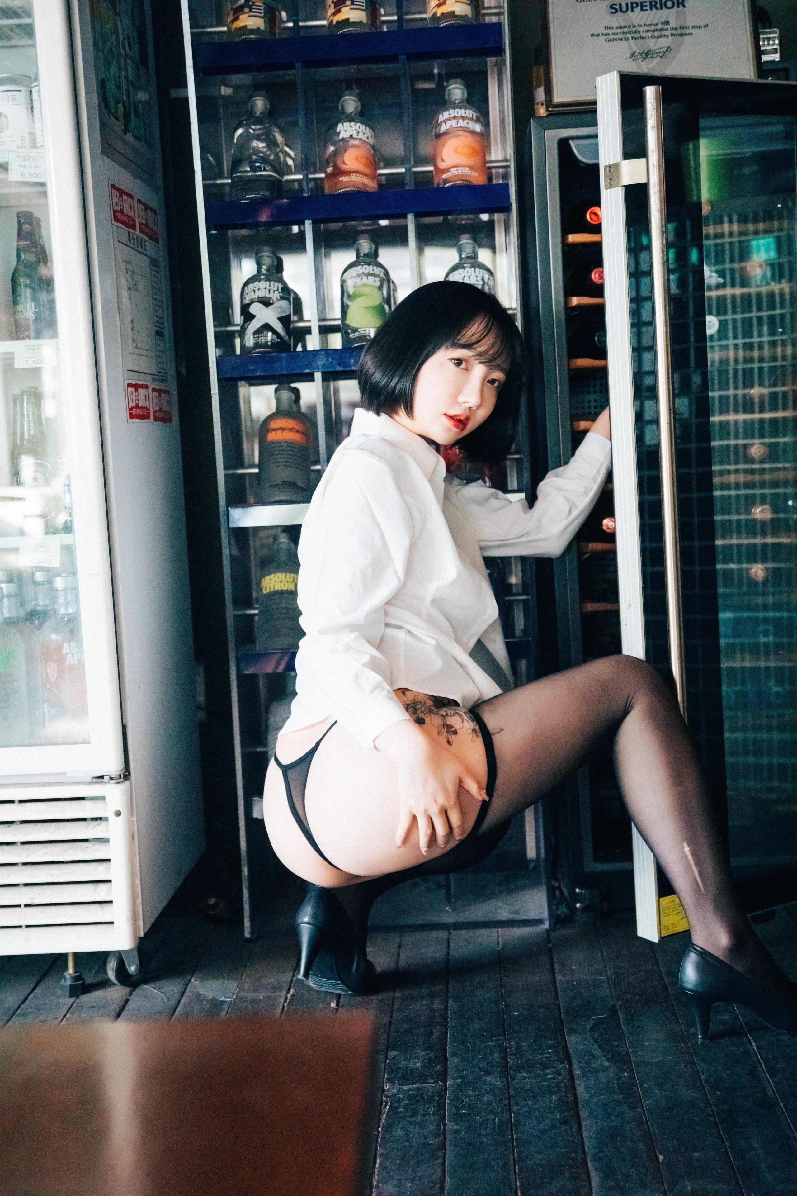 LOOZY] Ye Eun - Tainted Love Bar