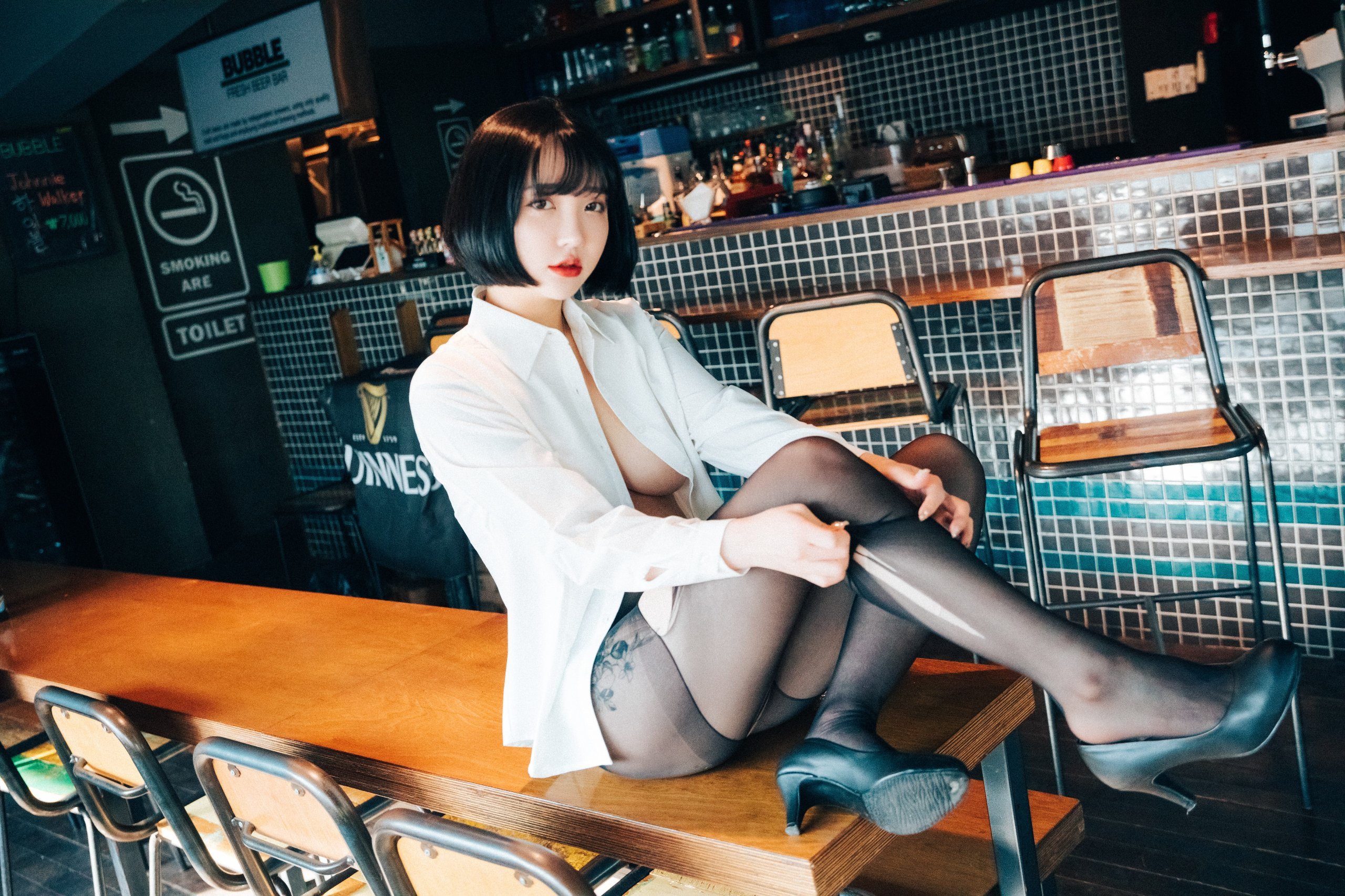 [LOOZY] YeEun - Tainted Love Bar