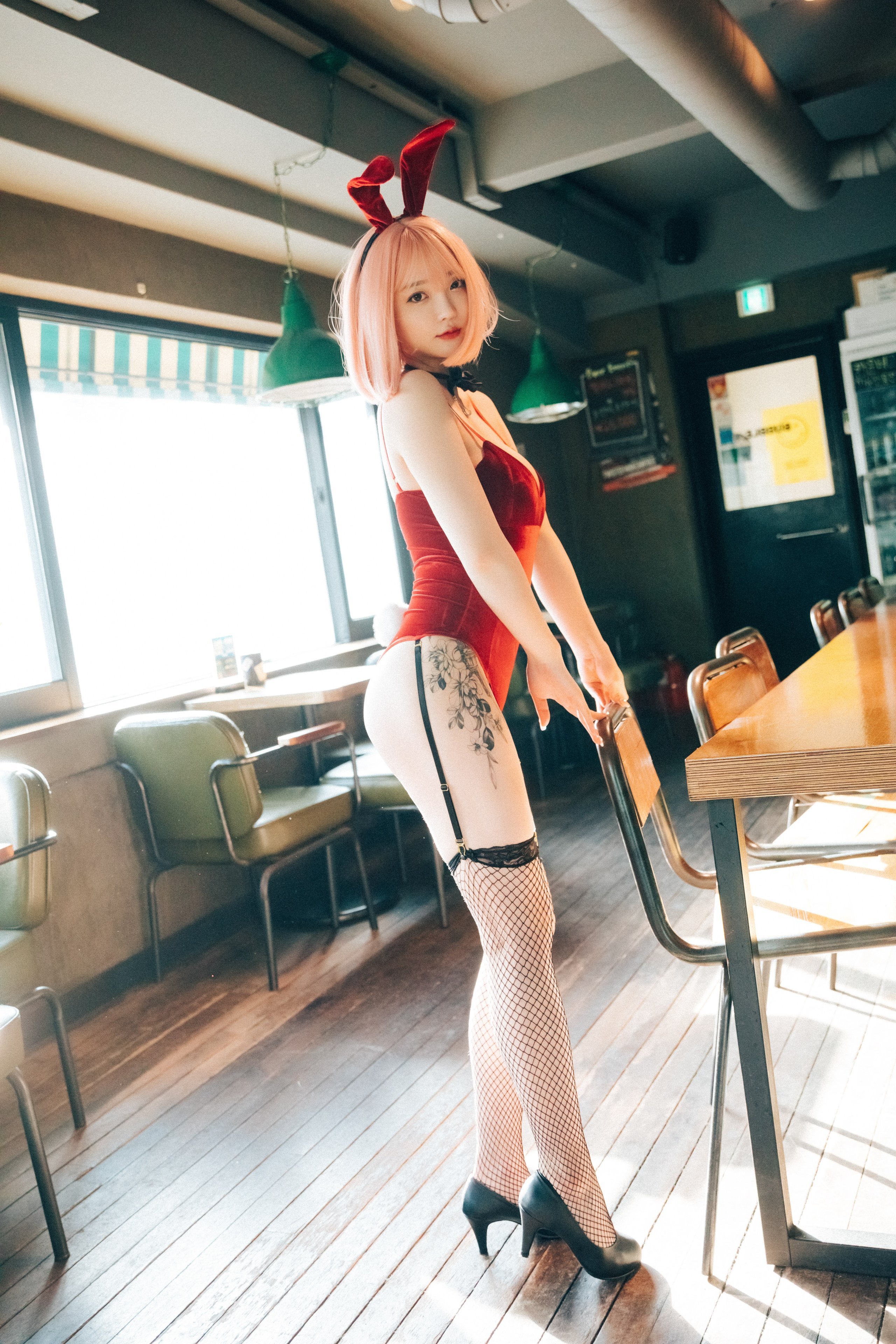 [LOOZY] YeEun - Tainted Love Bar