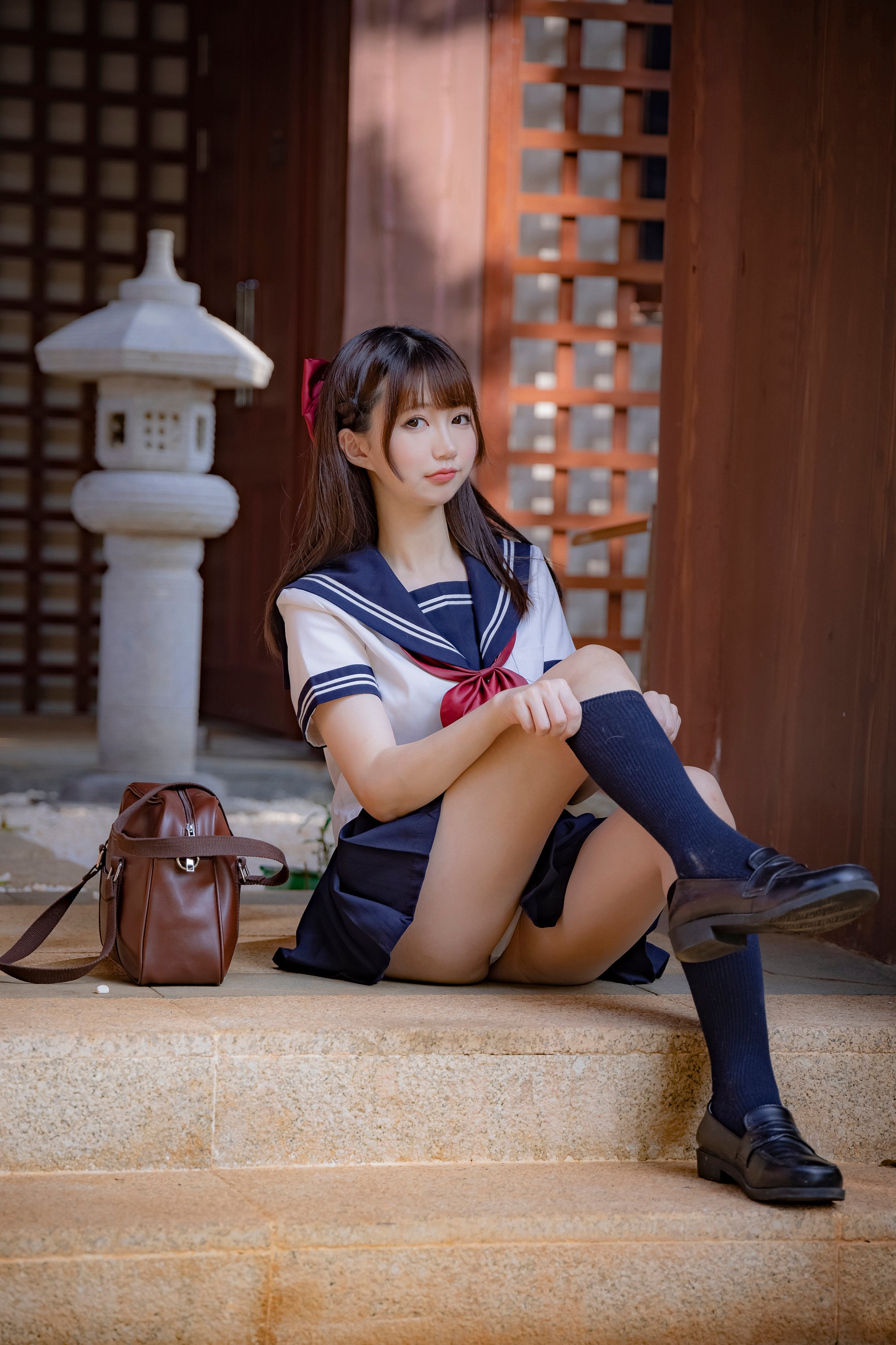 ナギサ魔物にゃん] 女子高生の昼と夜