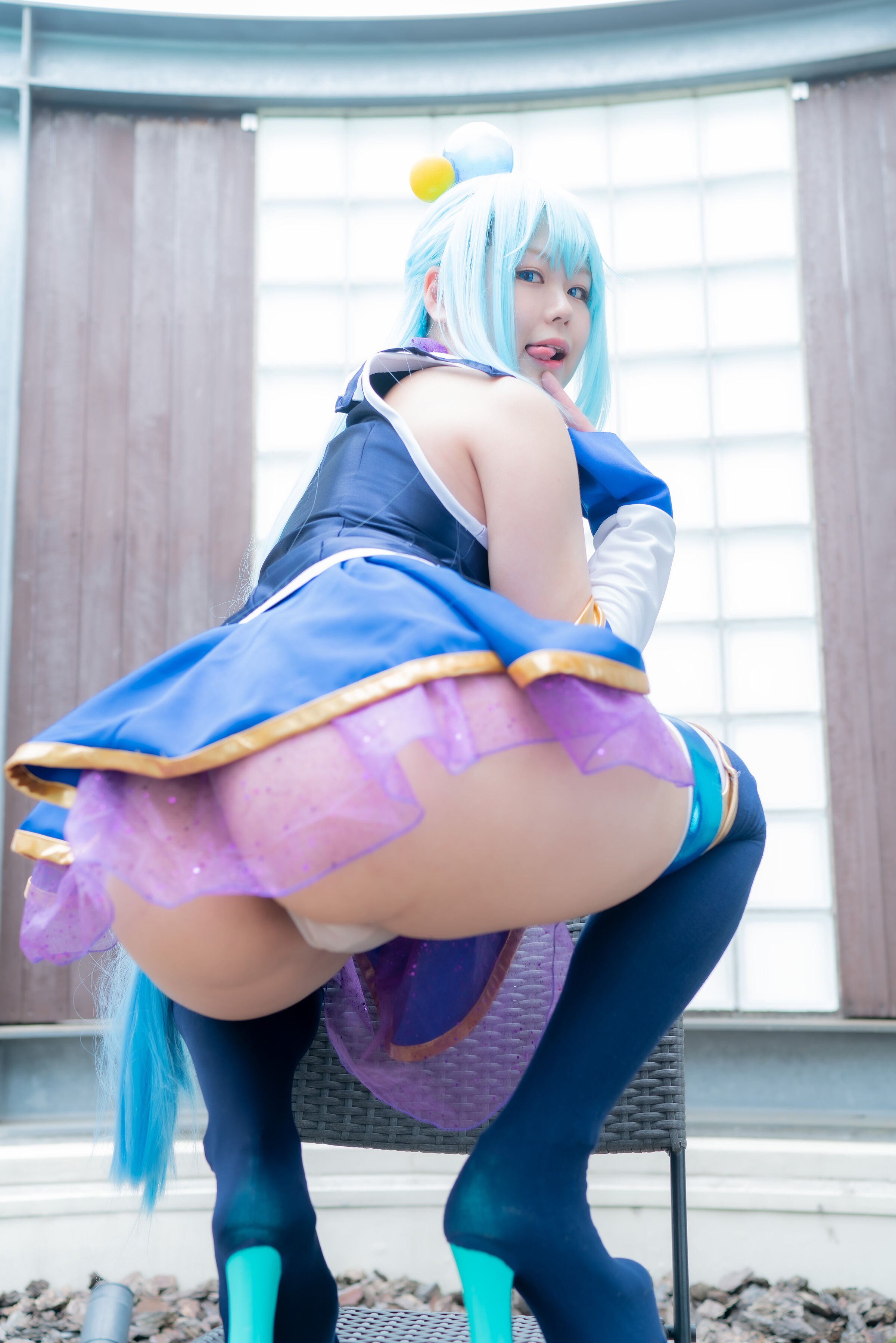 Muimui Bệnh viện] Bản DL 4: KonoSuba Aqua Cosplay ROM