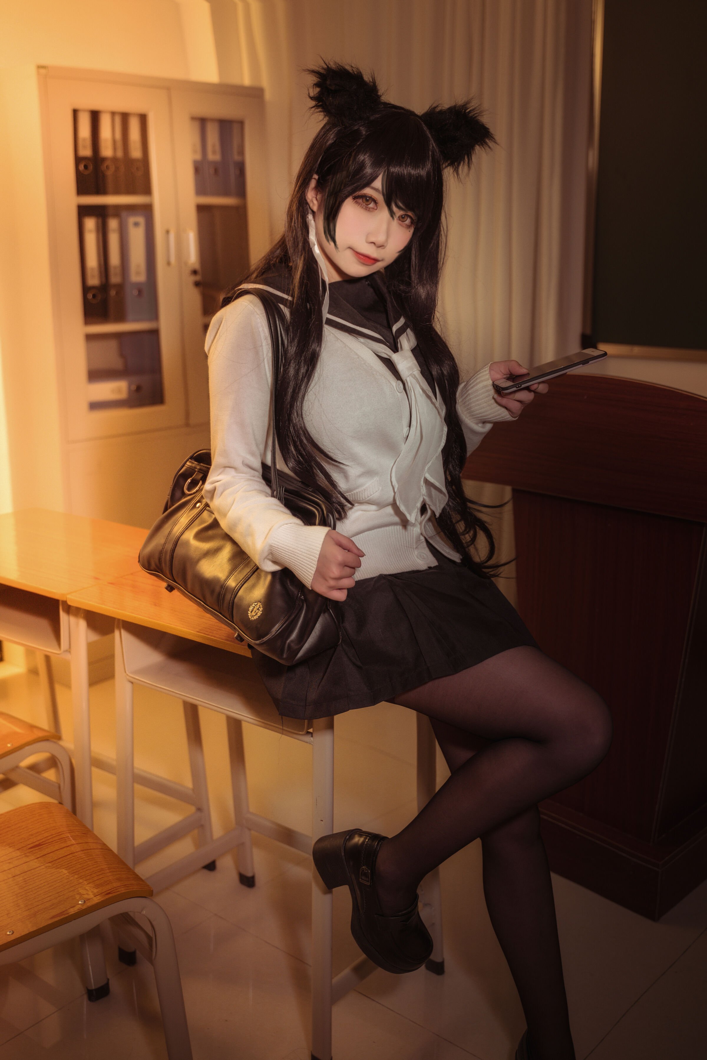 サダコ・ピーチ - アズールレーン 愛宕高雄制服 [35P