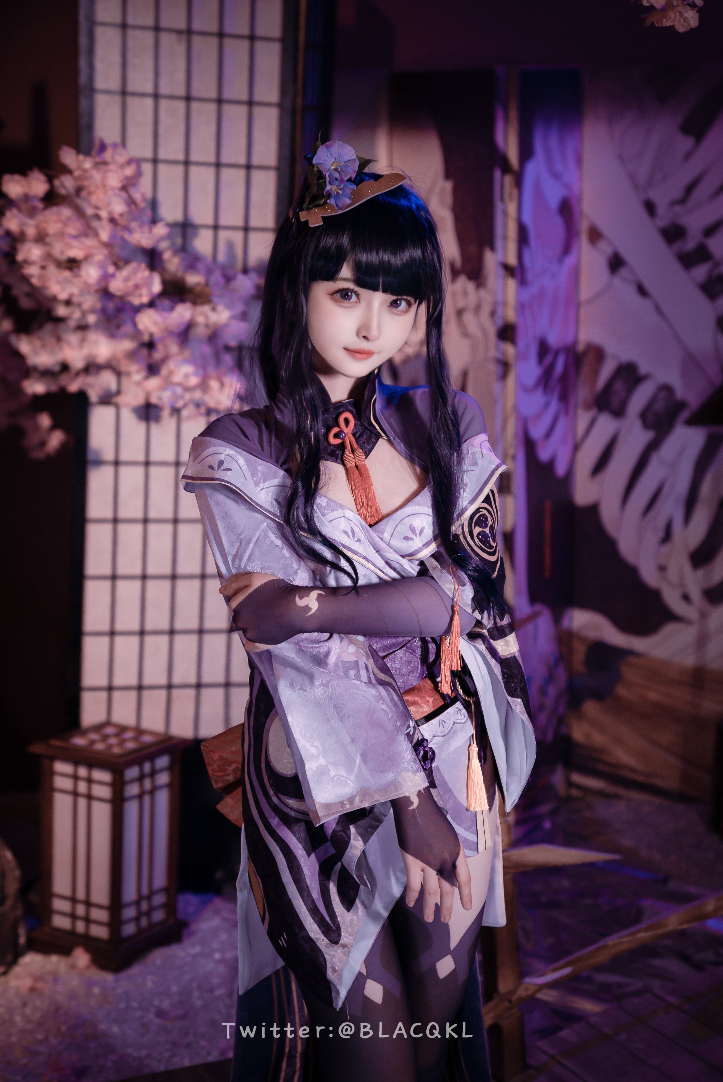 白莉がチョコレートを食べるのが好き] 雷電将軍