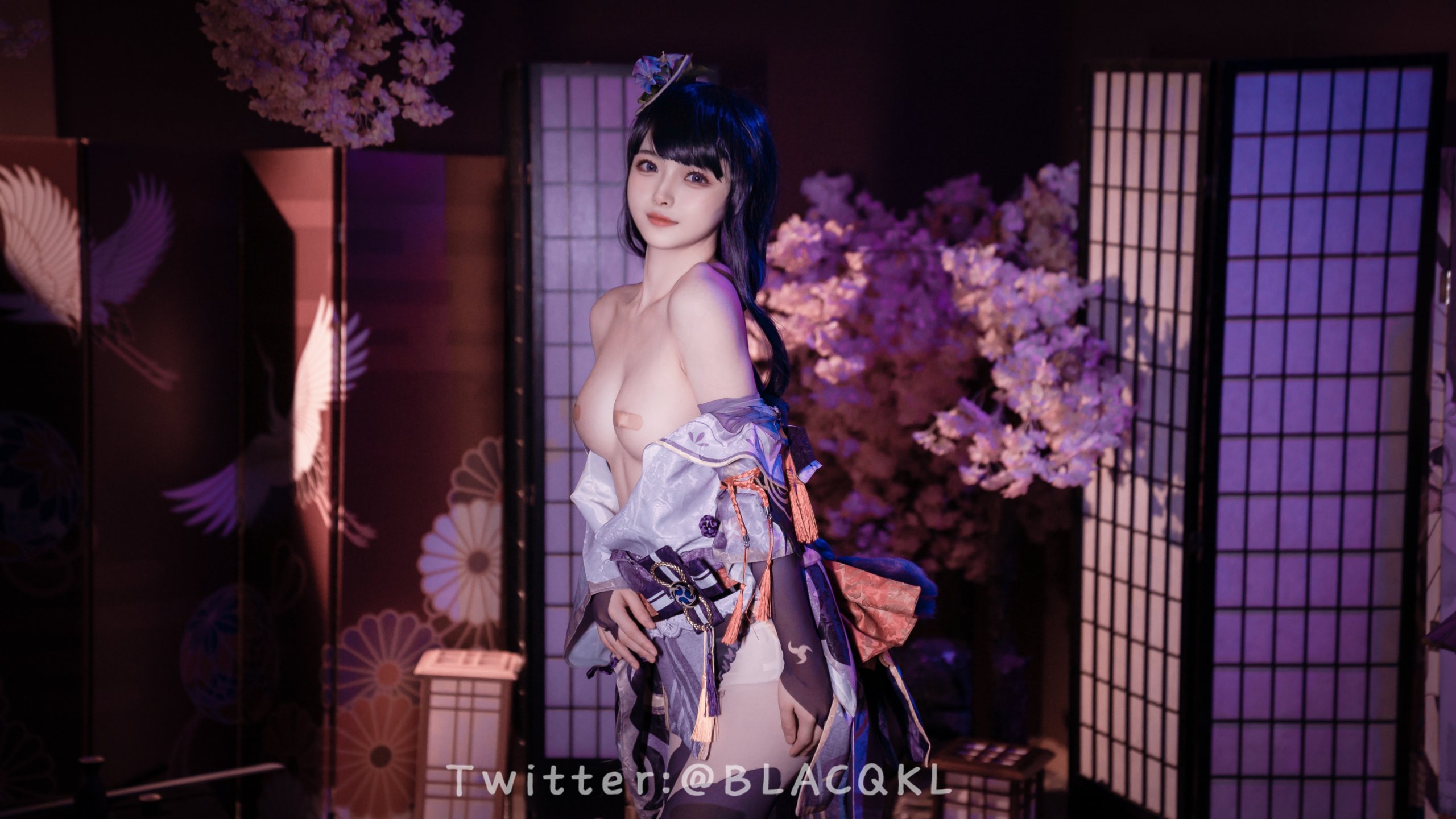 白莉がチョコレートを食べるのが好き] 雷電将軍