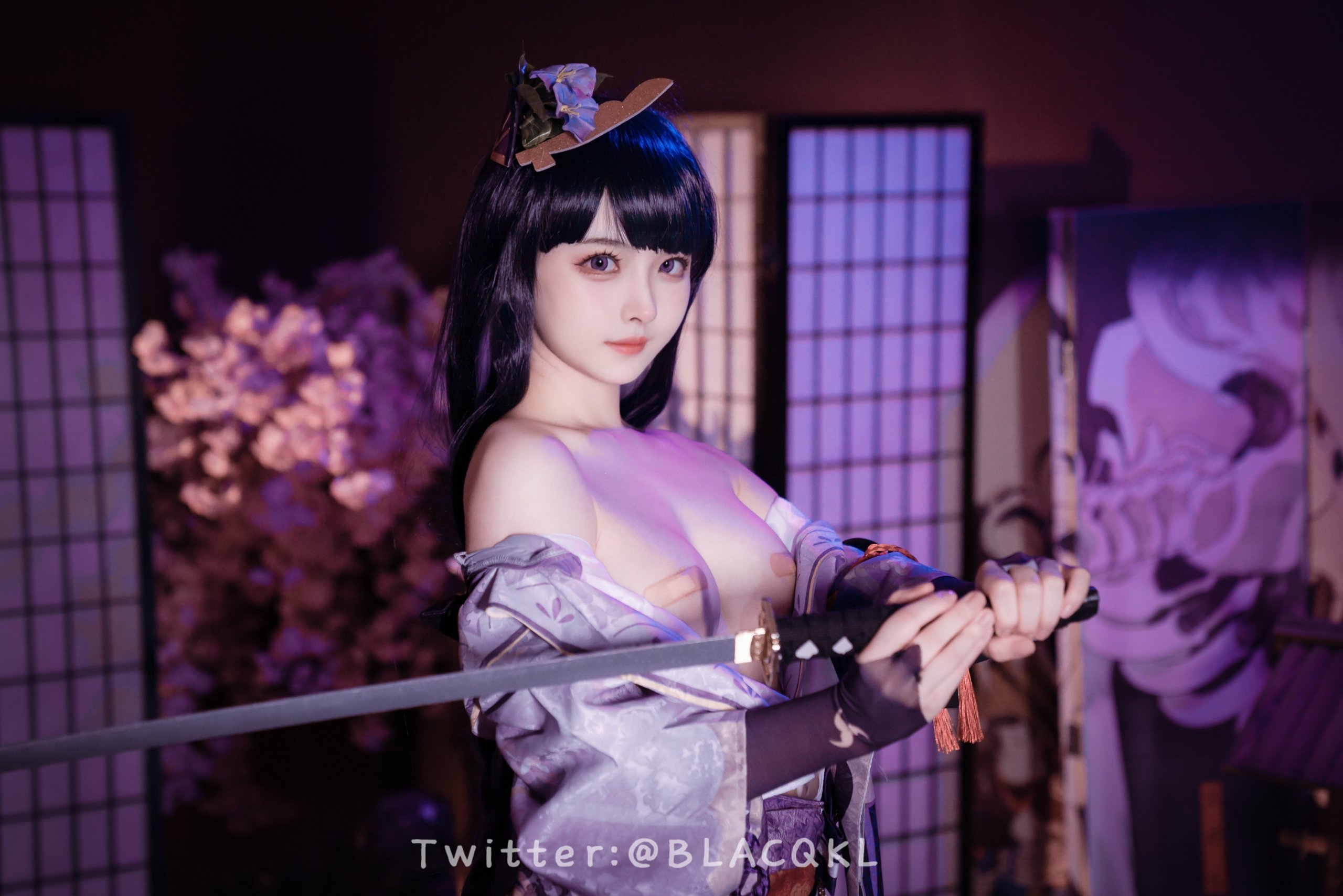 白莉がチョコレートを食べるのが好き] 雷電将軍