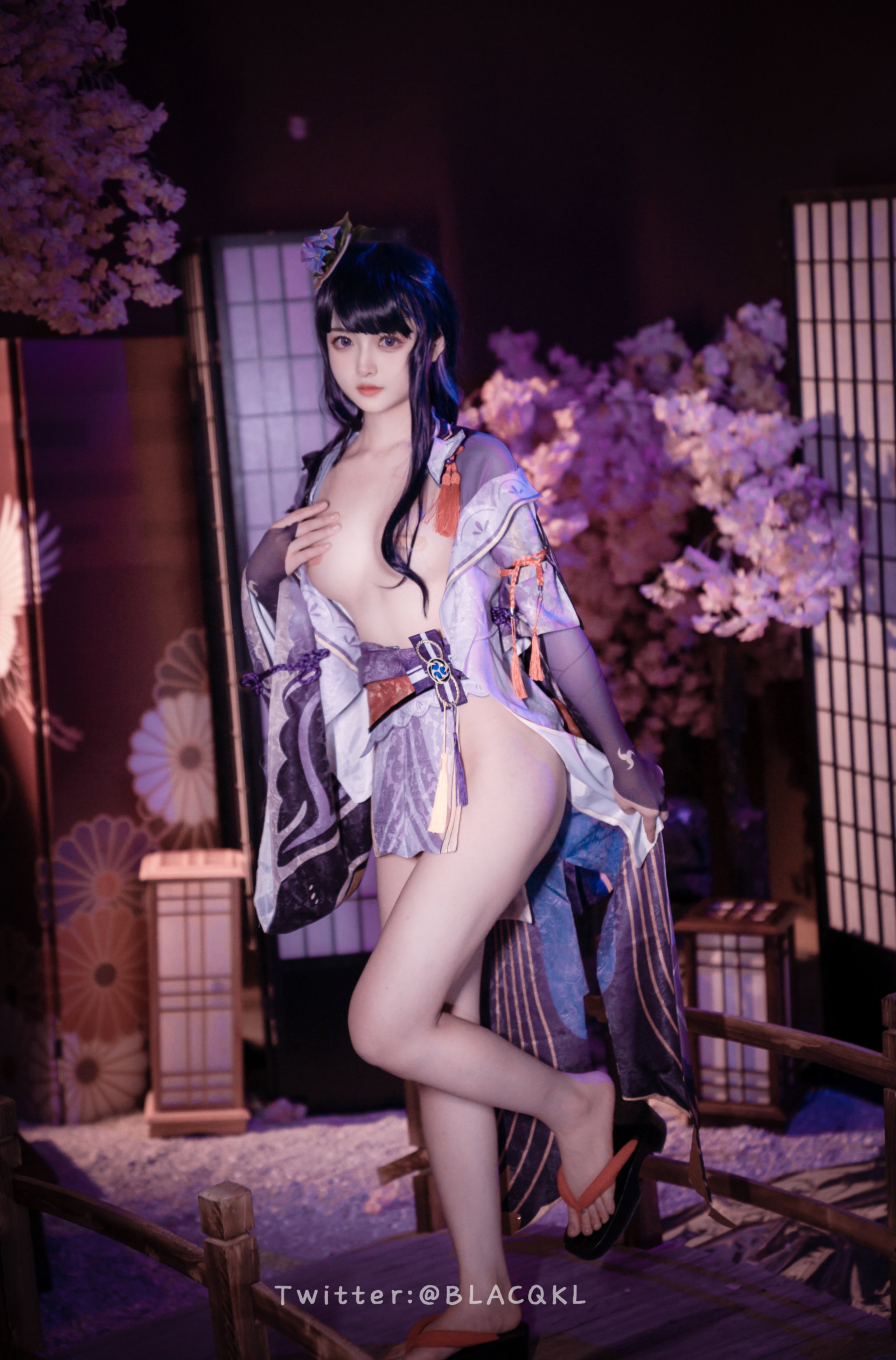 白莉がチョコレートを食べるのが好き] 雷電将軍