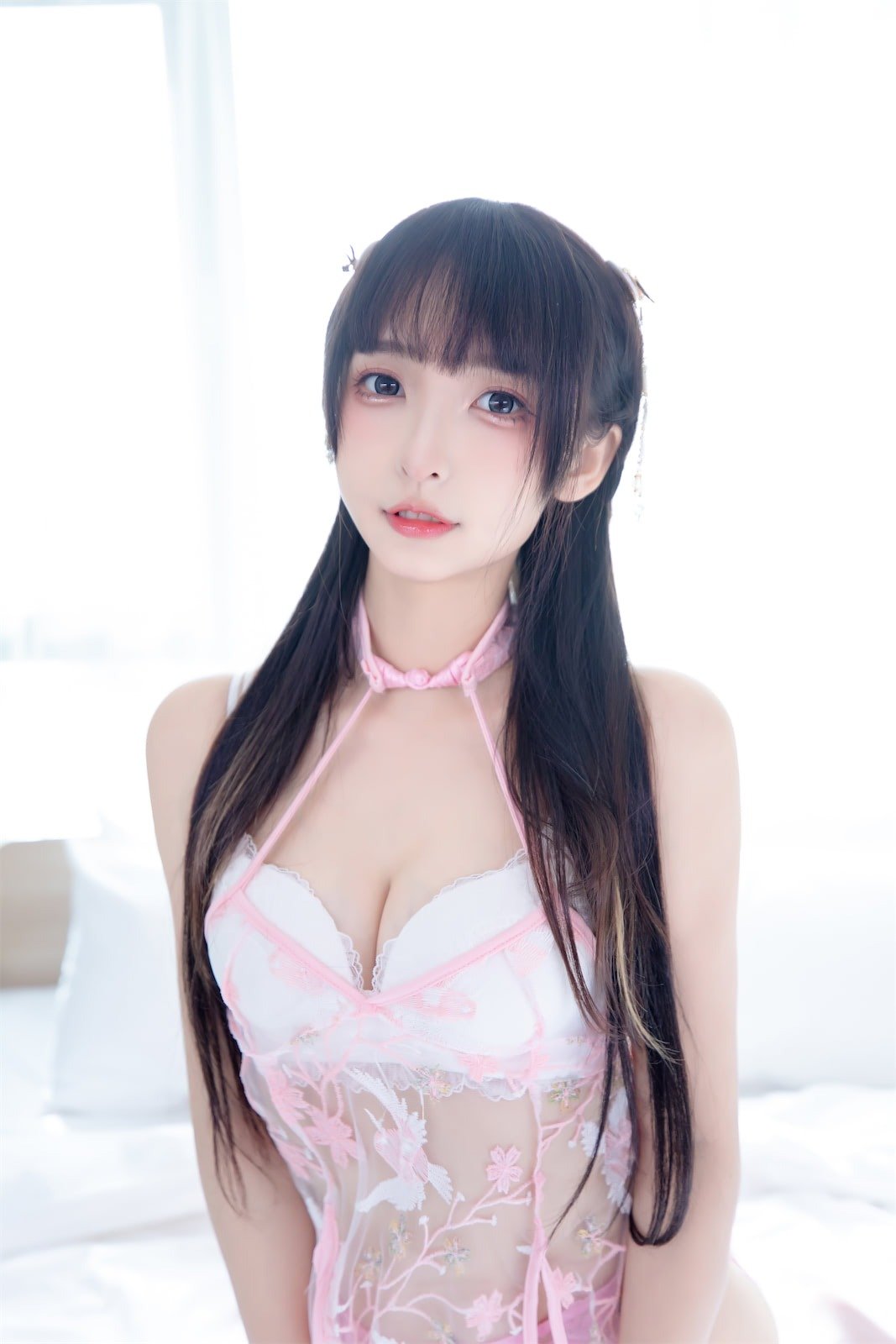 神樂坂真冬 - 小鳥依人