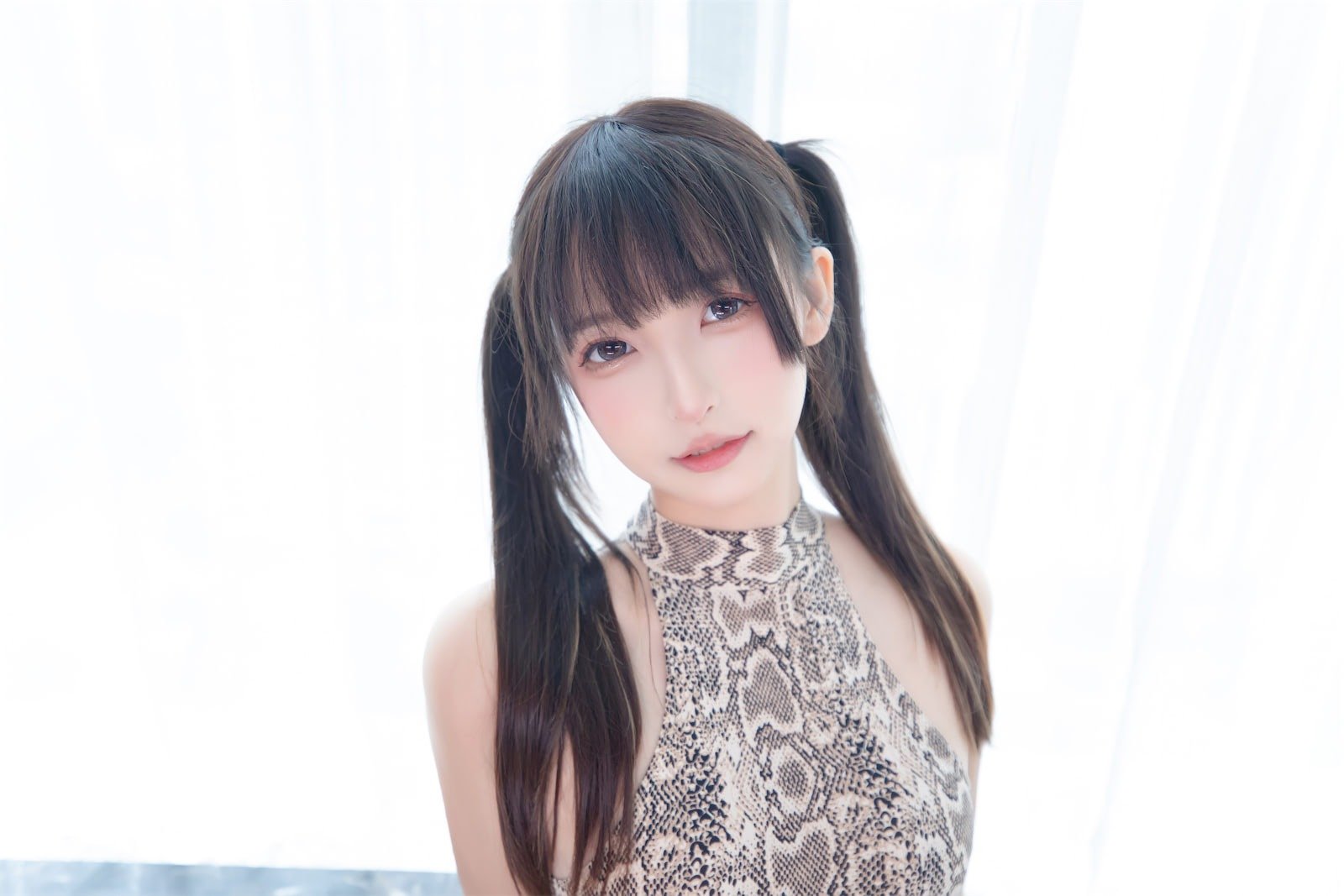 神楽坂真冬 - 蟒纹旗袍