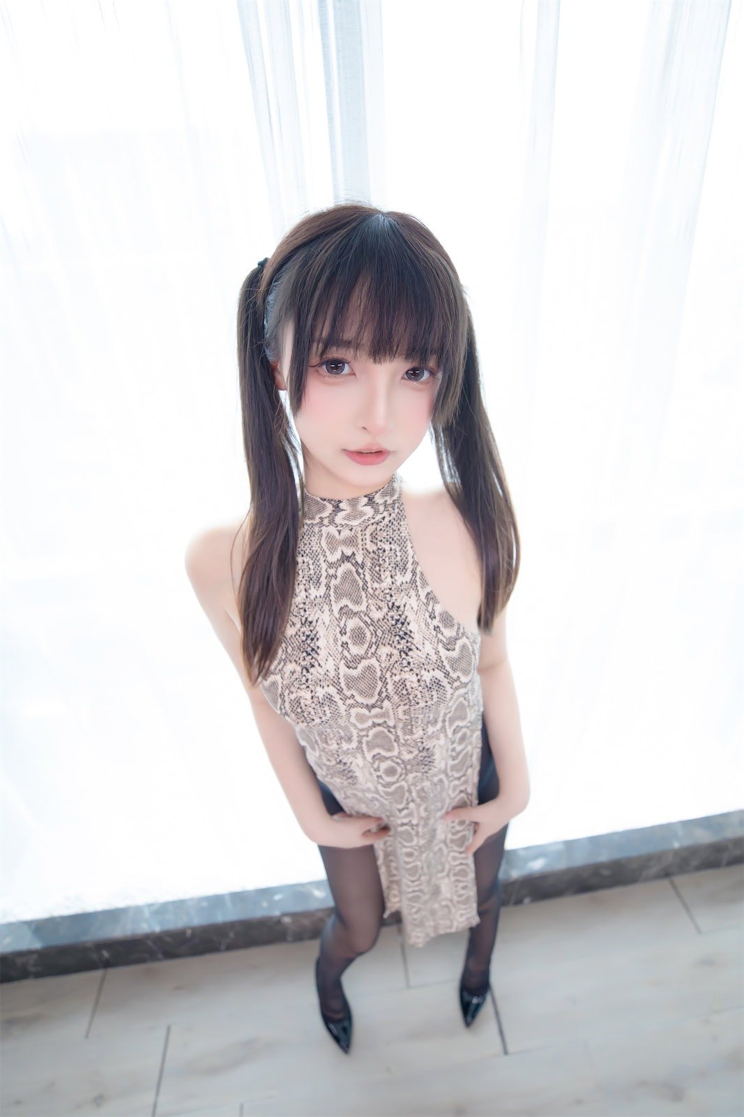 神楽坂真冬 - 蟒纹旗袍