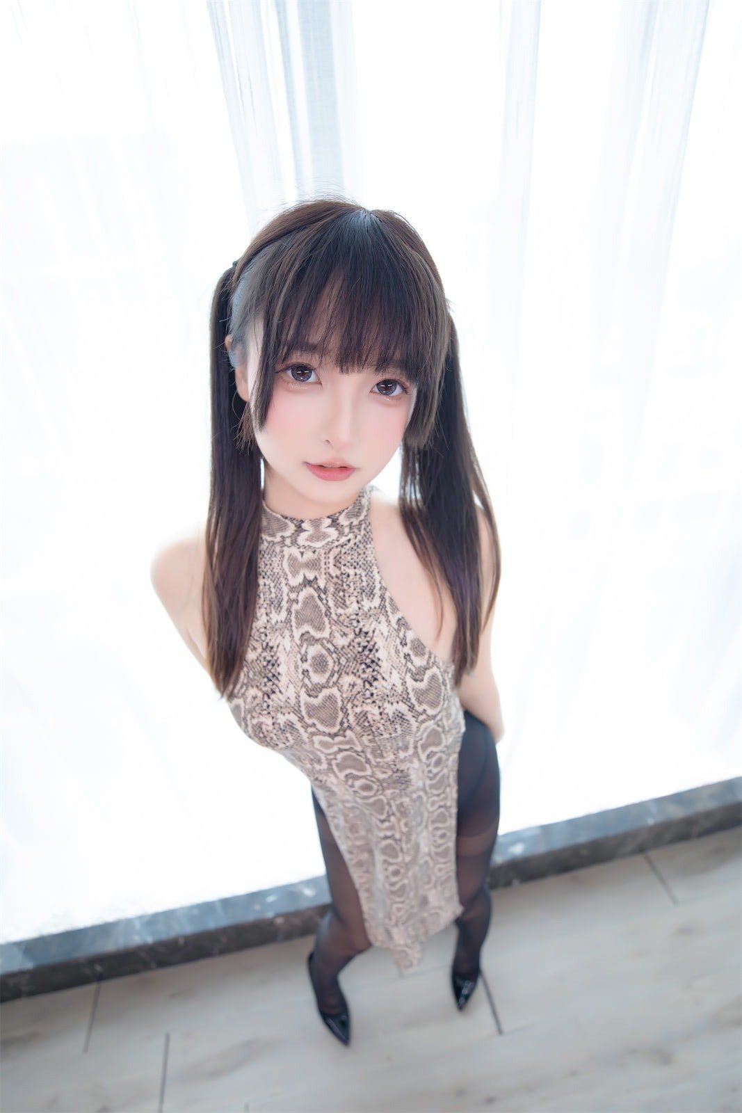 神楽坂真冬 - 蟒纹旗袍