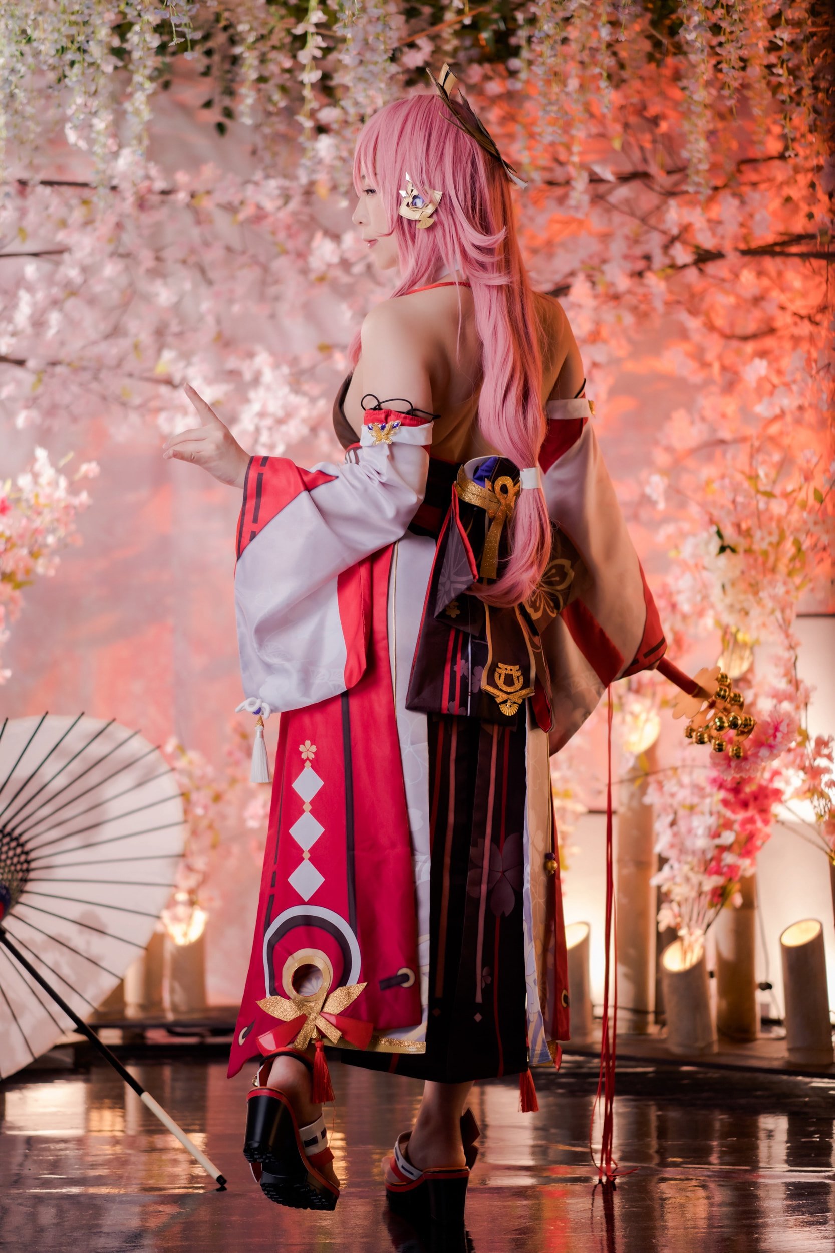 [ワルキューレ (りずな)] 八重桜 (原神)