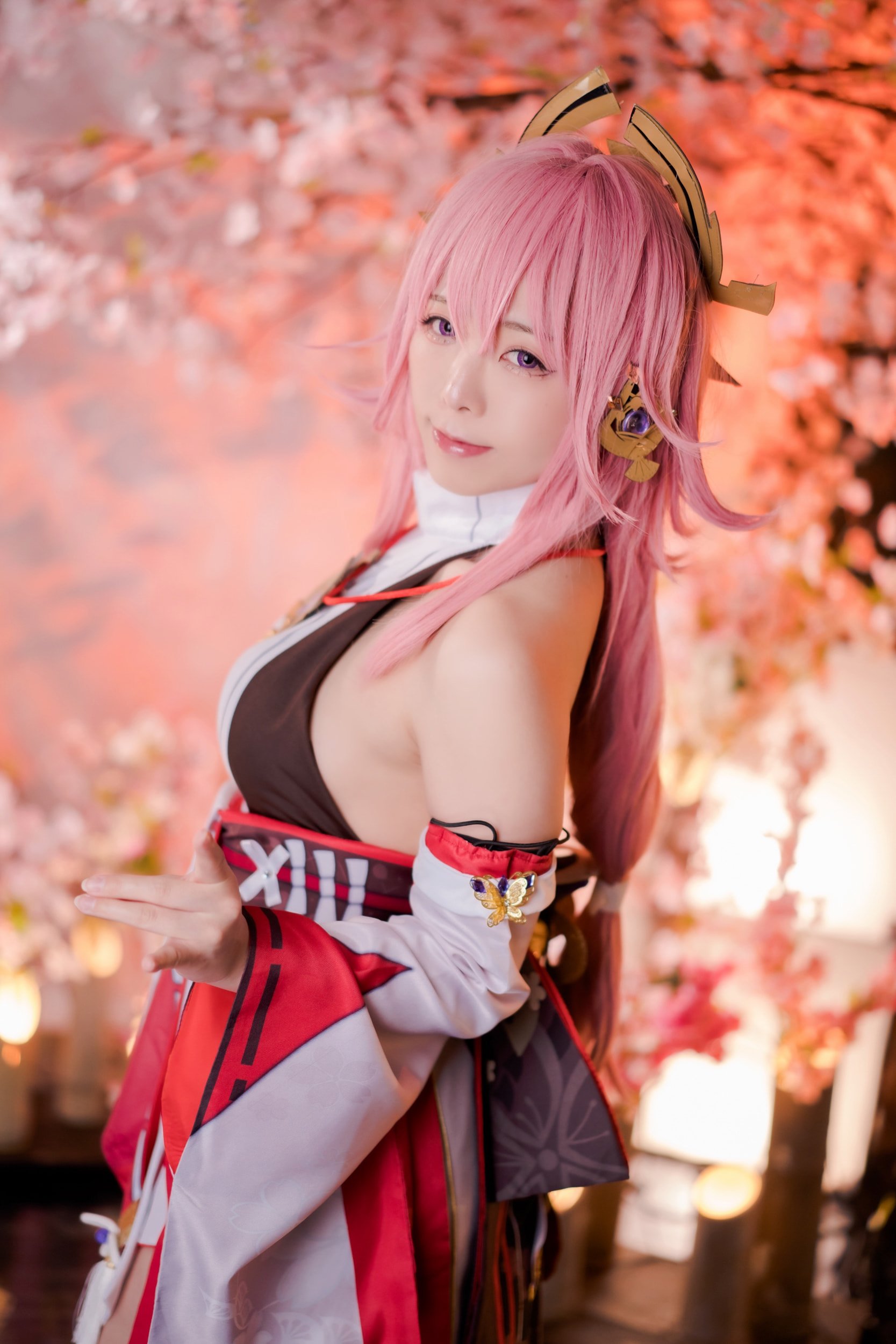 [ワルキューレ (りずな)] 八重桜 (原神)
