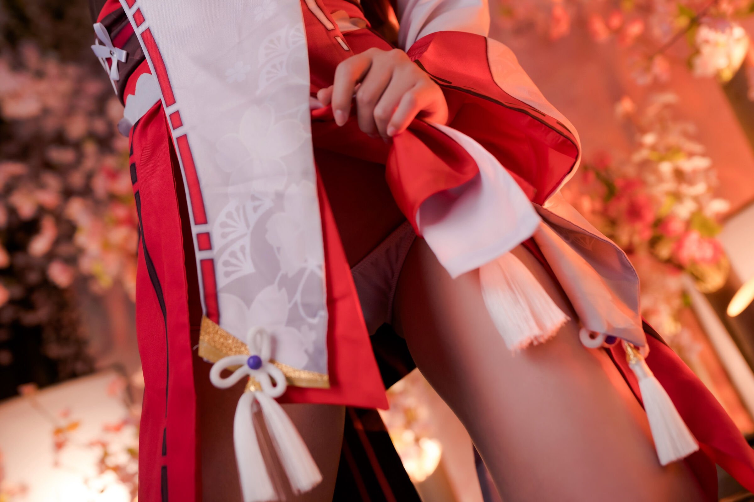 瓦爾基裡 (莉祖娜)] 八重桜 (原神)