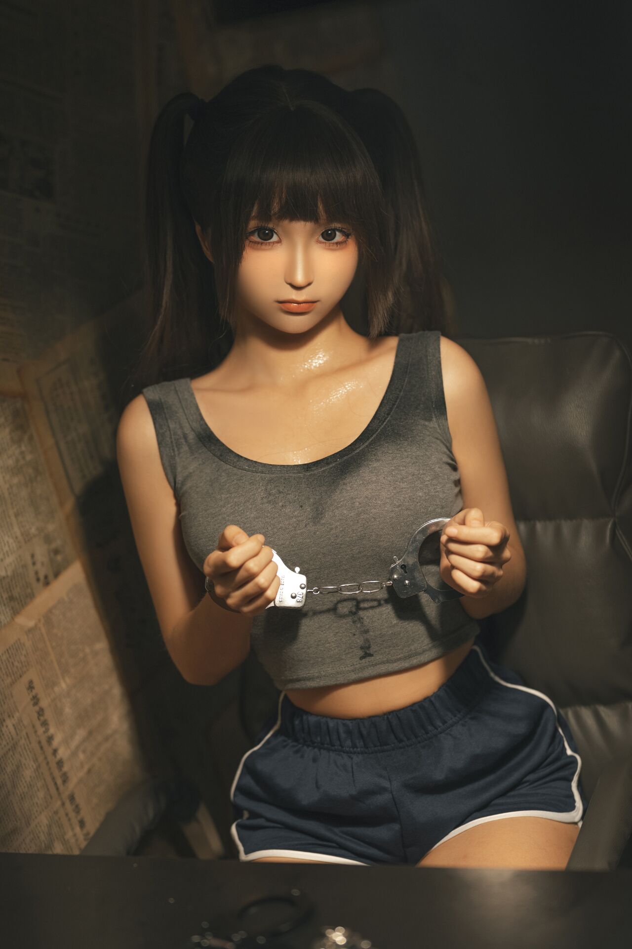 蠢沫沫《审讯》Cosplay写真