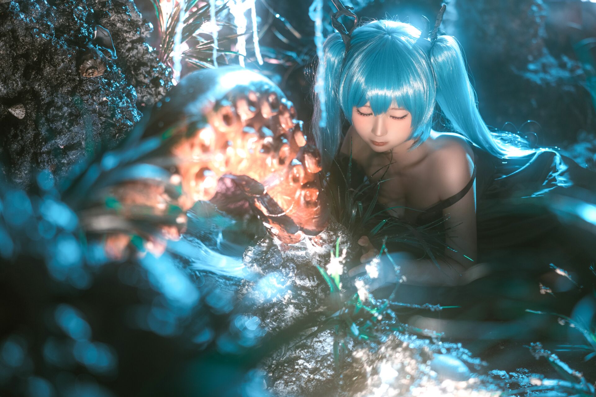 Chun Mo Mo "Deep Sea Girl