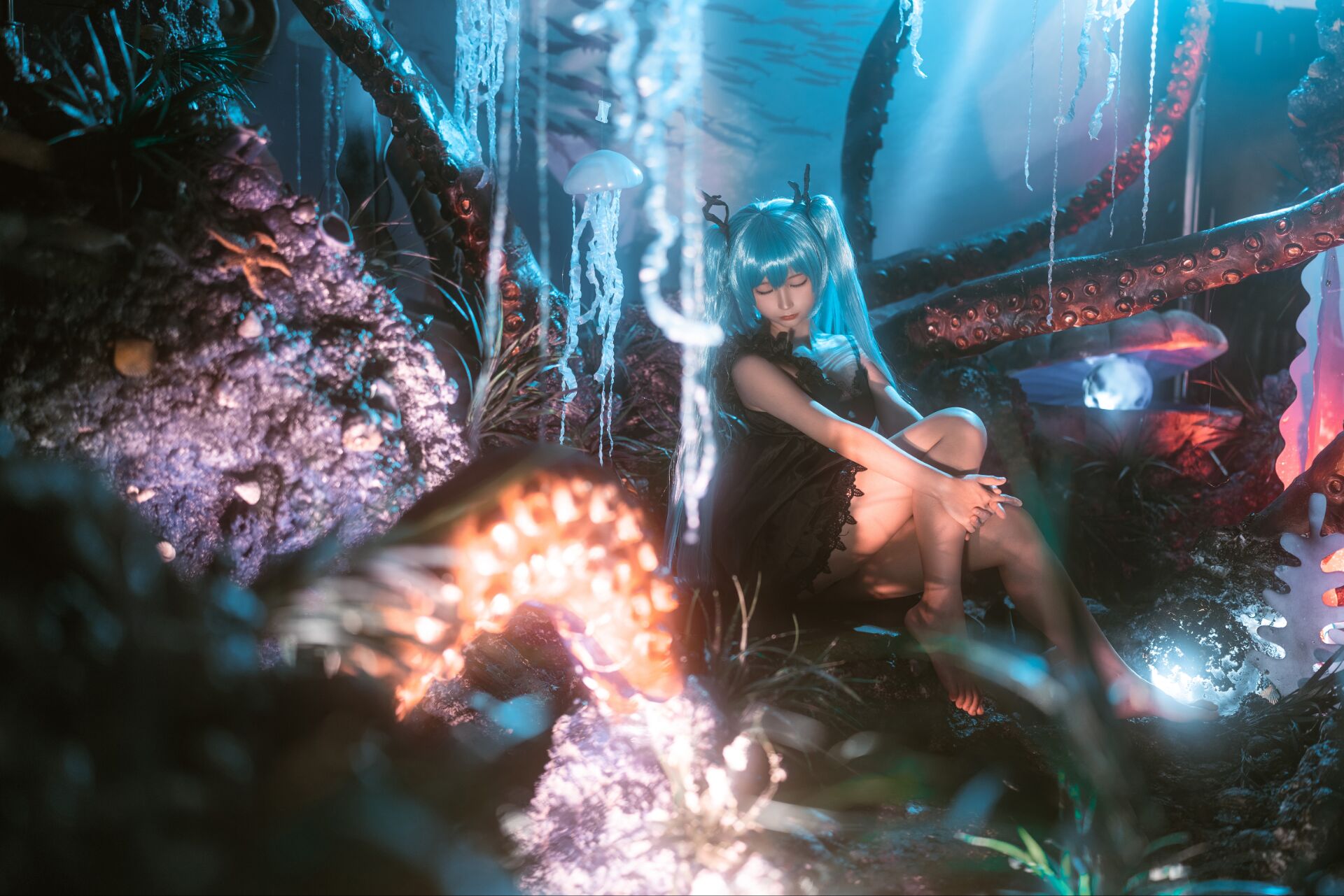 Chun Mo Mo "Deep Sea Girl
