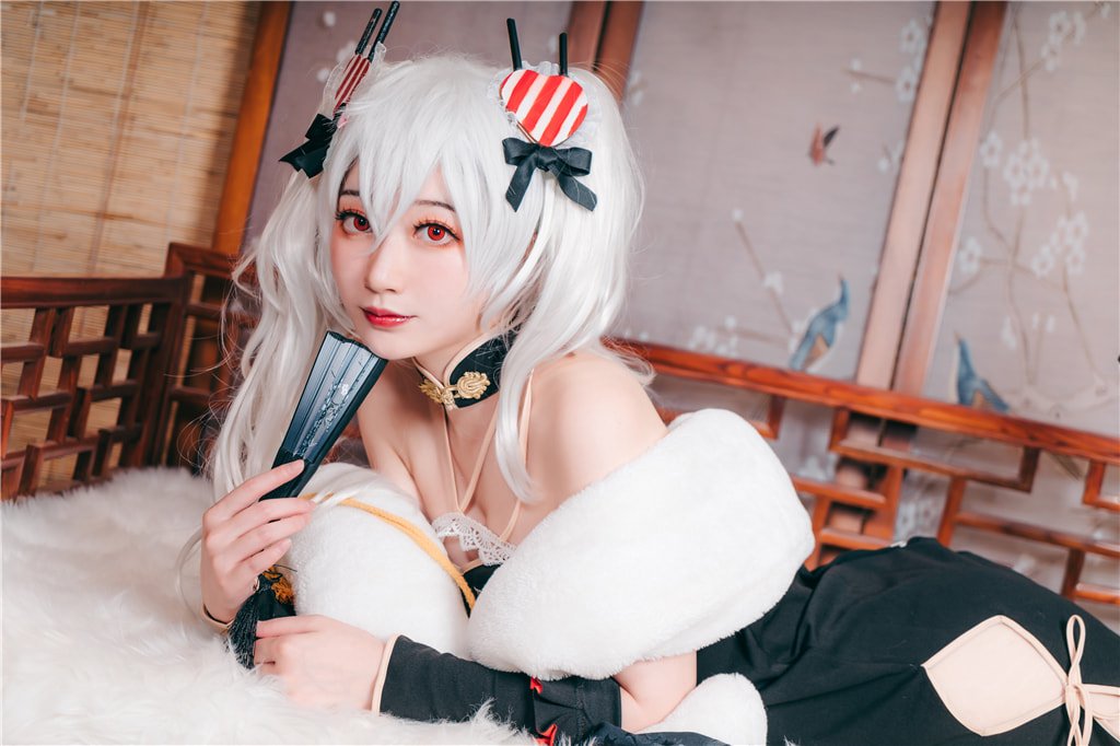 Đào Mặc - Ma Cà Rồng Áo Qipao