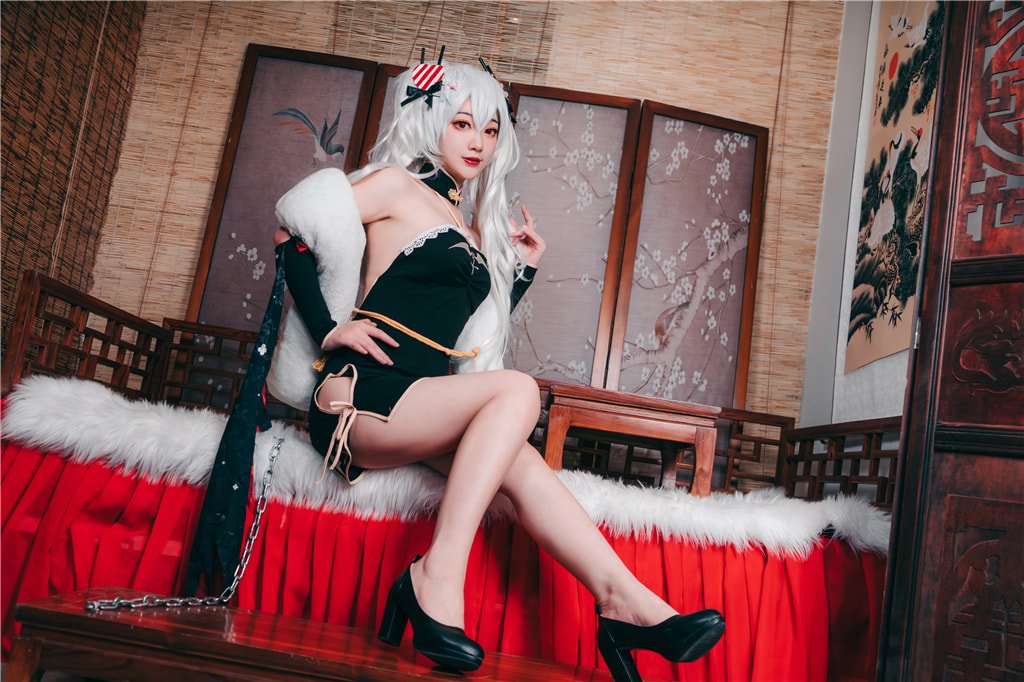 Đào Mặc - Ma Cà Rồng Áo Qipao