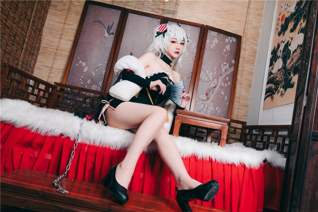 Đào Mặc - Ma Cà Rồng Áo Qipao