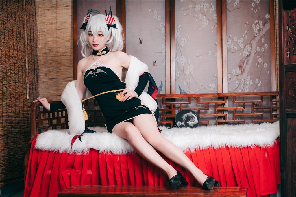 Đào Mặc - Ma Cà Rồng Áo Qipao