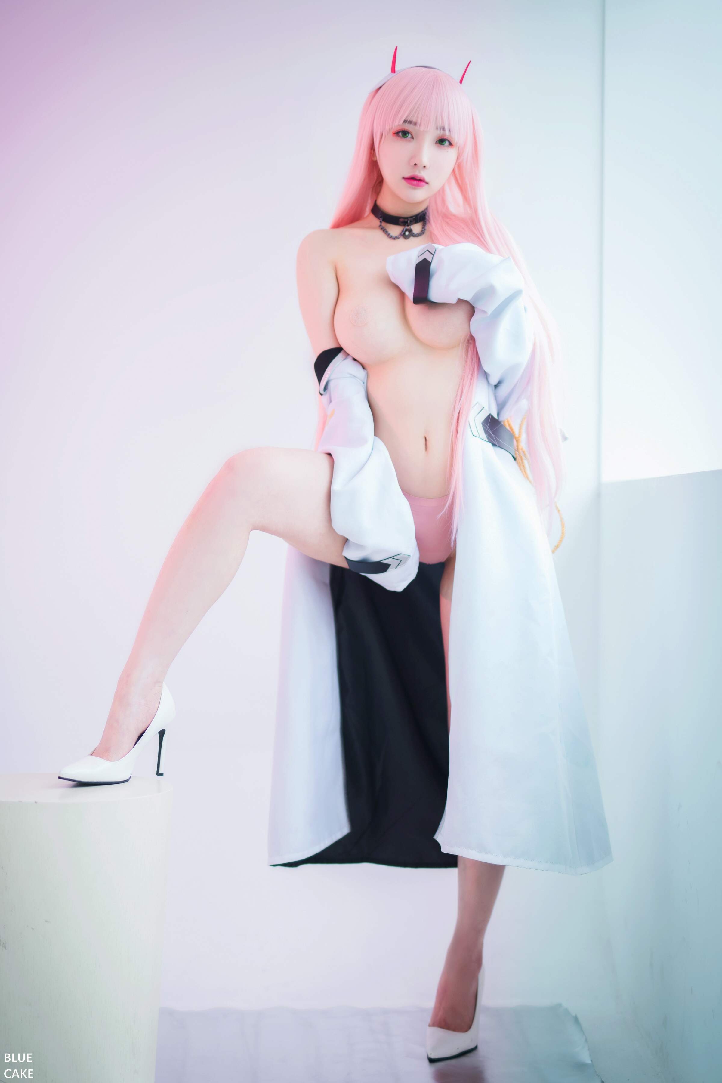 Bluecake] Trong Sexxy: 002