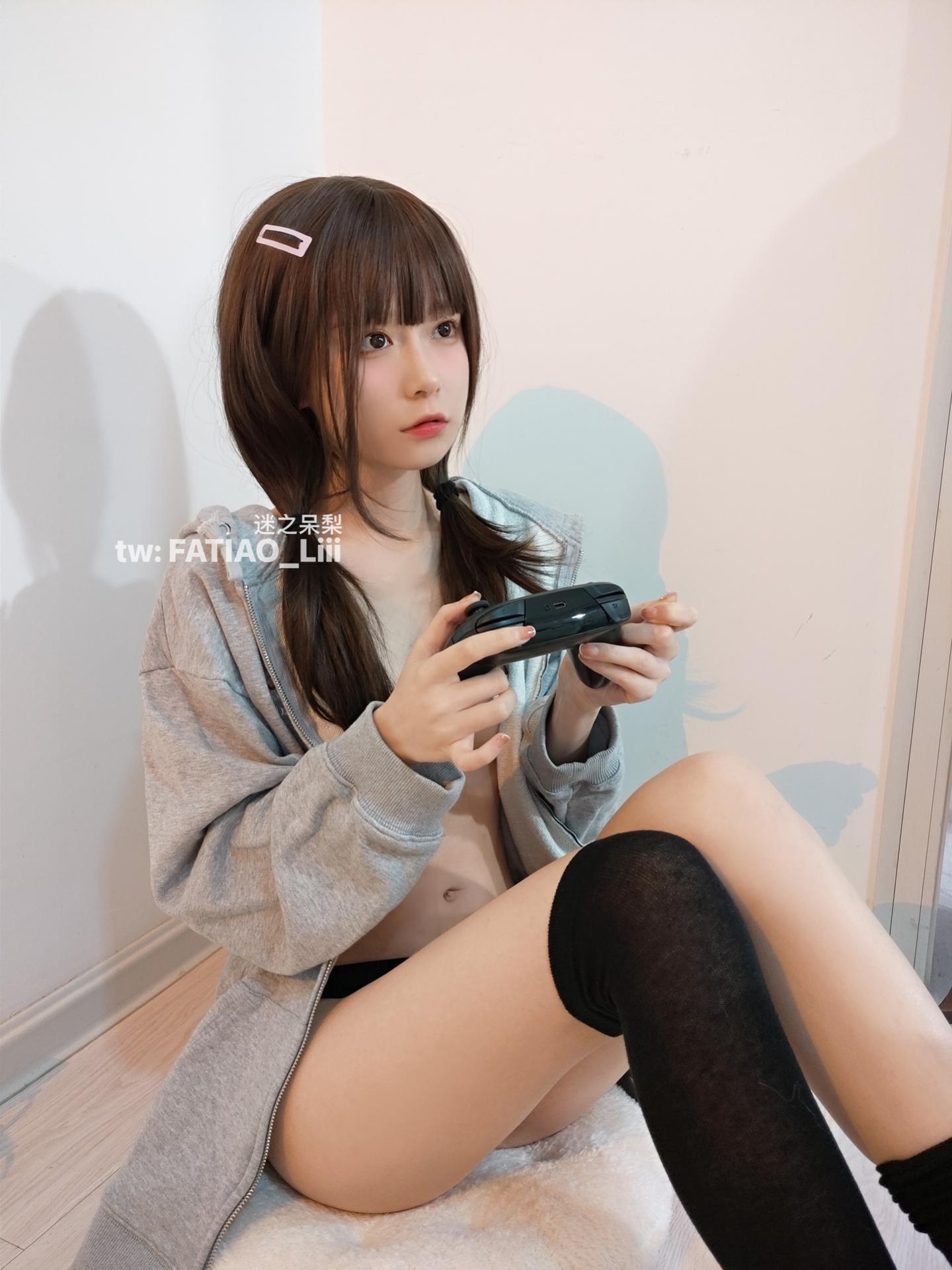 Mê Chi Đái Lý (Cô Gái Lên Dây Cót) - Otaku Nữ