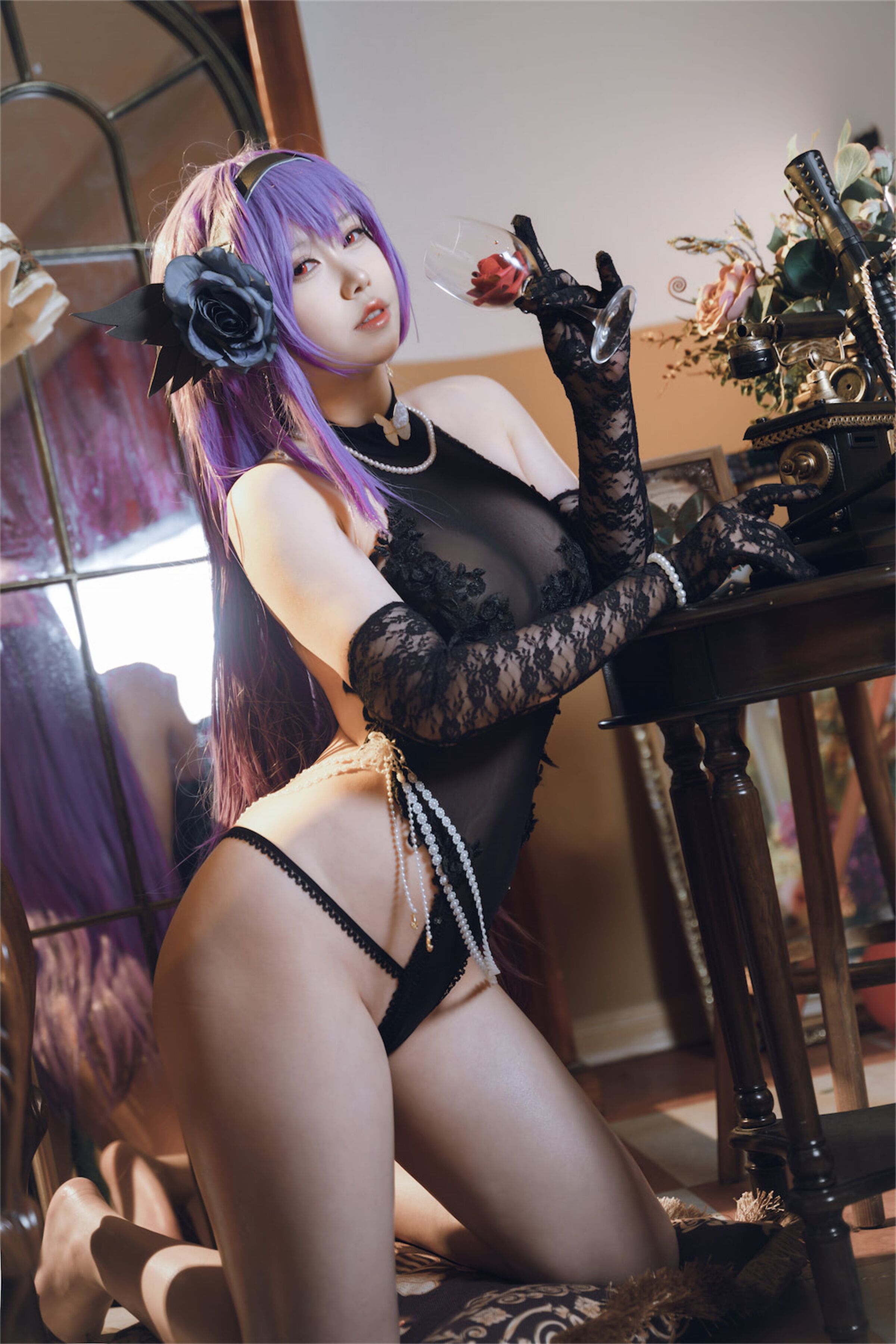 Yi Bei Yi Bei – Dark Rose Swaying