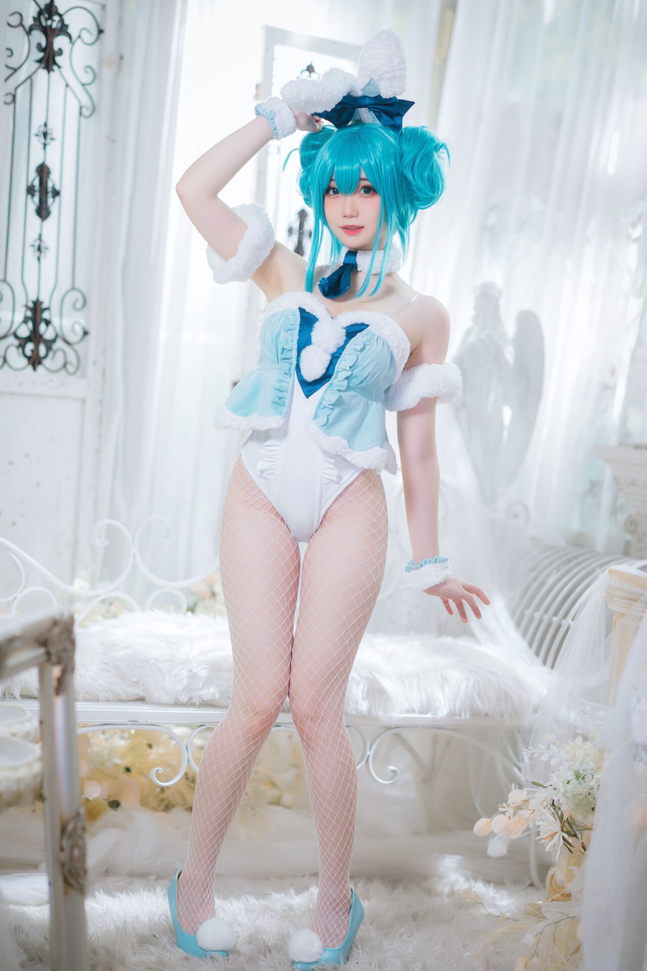 Men Men - Hatsune Bunny Girl