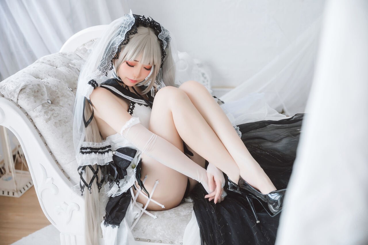 焖焖 - 可畏礼服