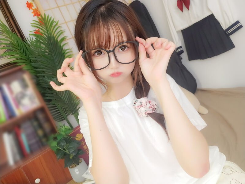 Nagisaมอวูเมียว] ชุดอยู่บ้าน