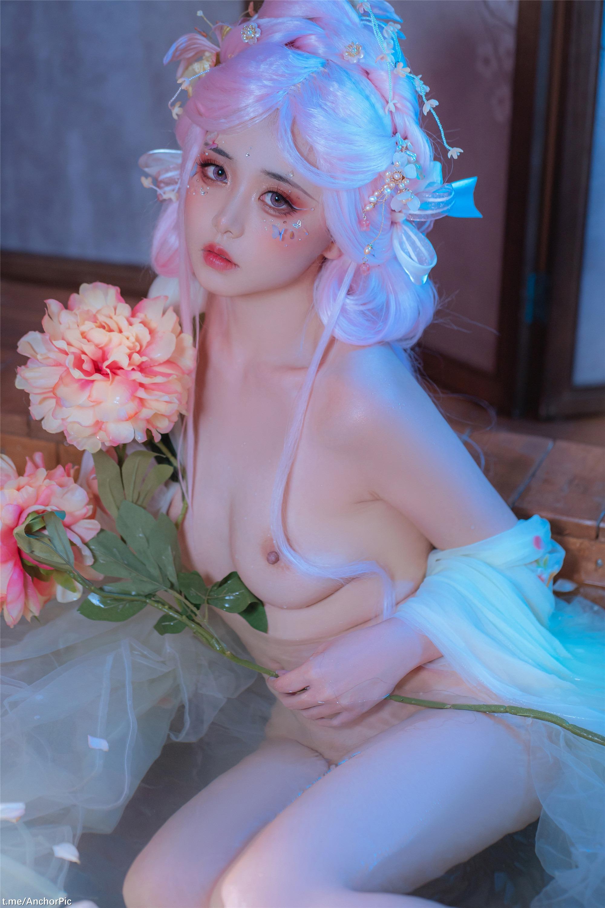 喵小吉 – 临江仙 81P