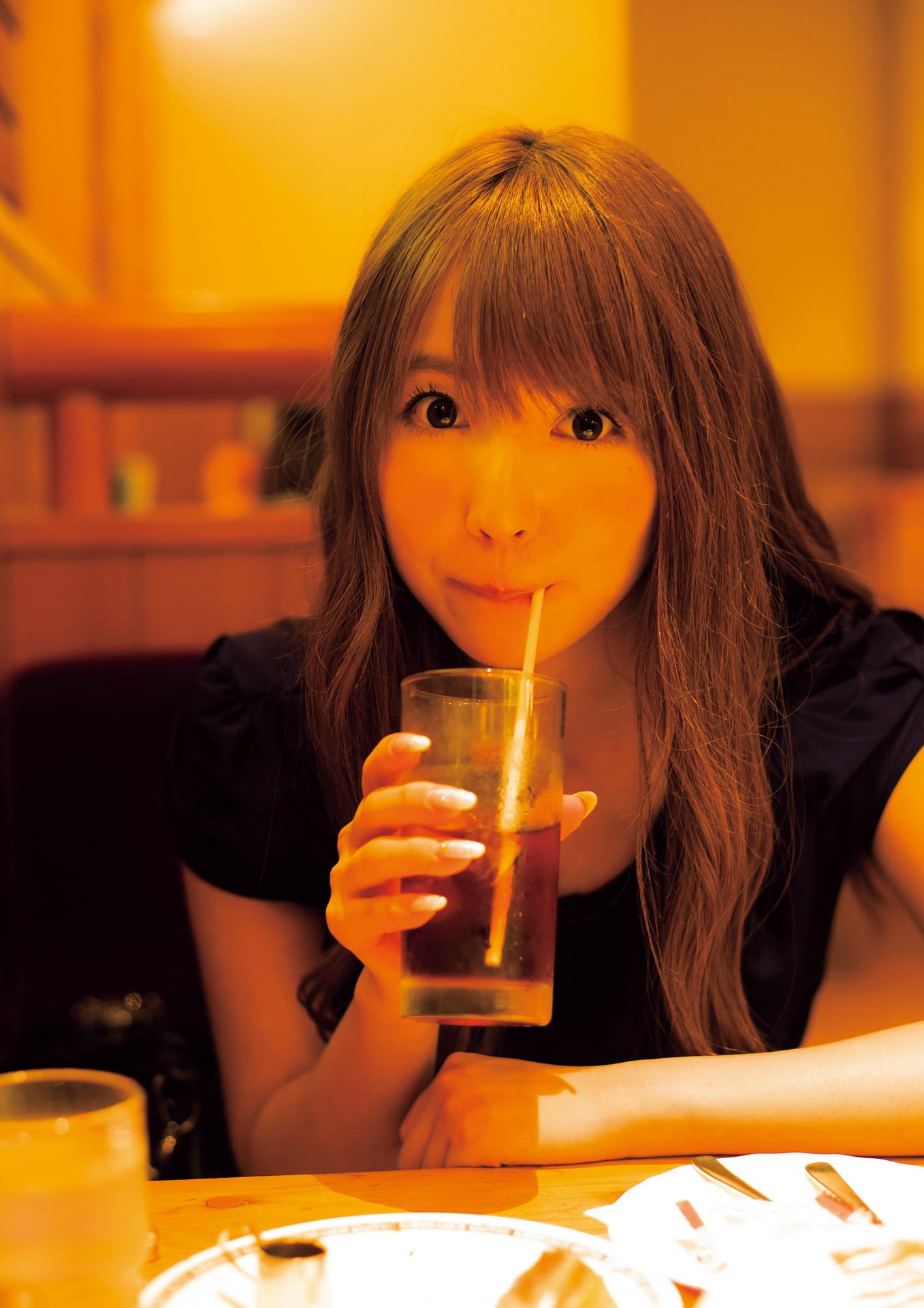 三上悠亜 2nd写真集 「ユア エンジェル」