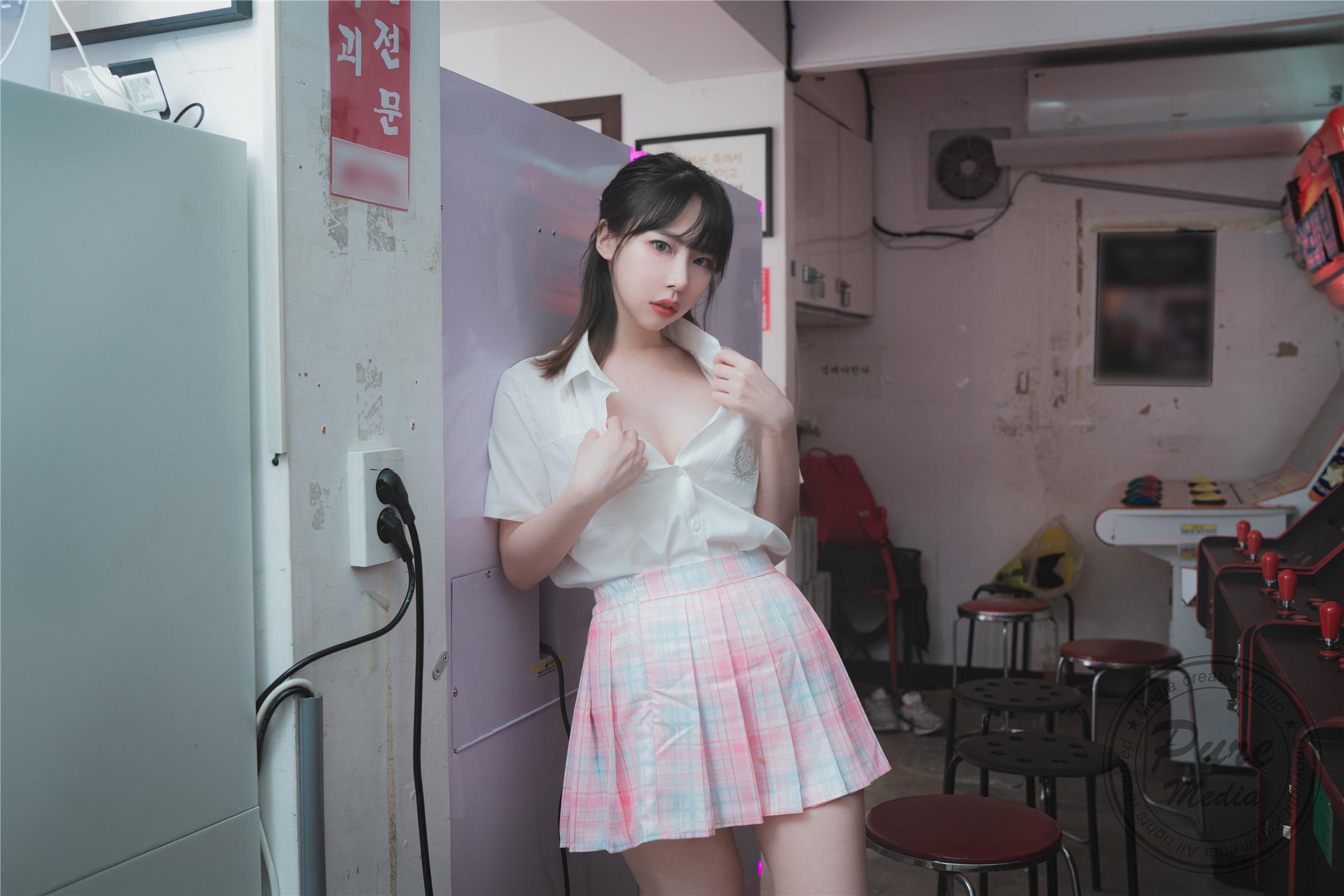 [Pure Media] Vol.187 Uhye (이유혜) – Lovely Kitchy 102P