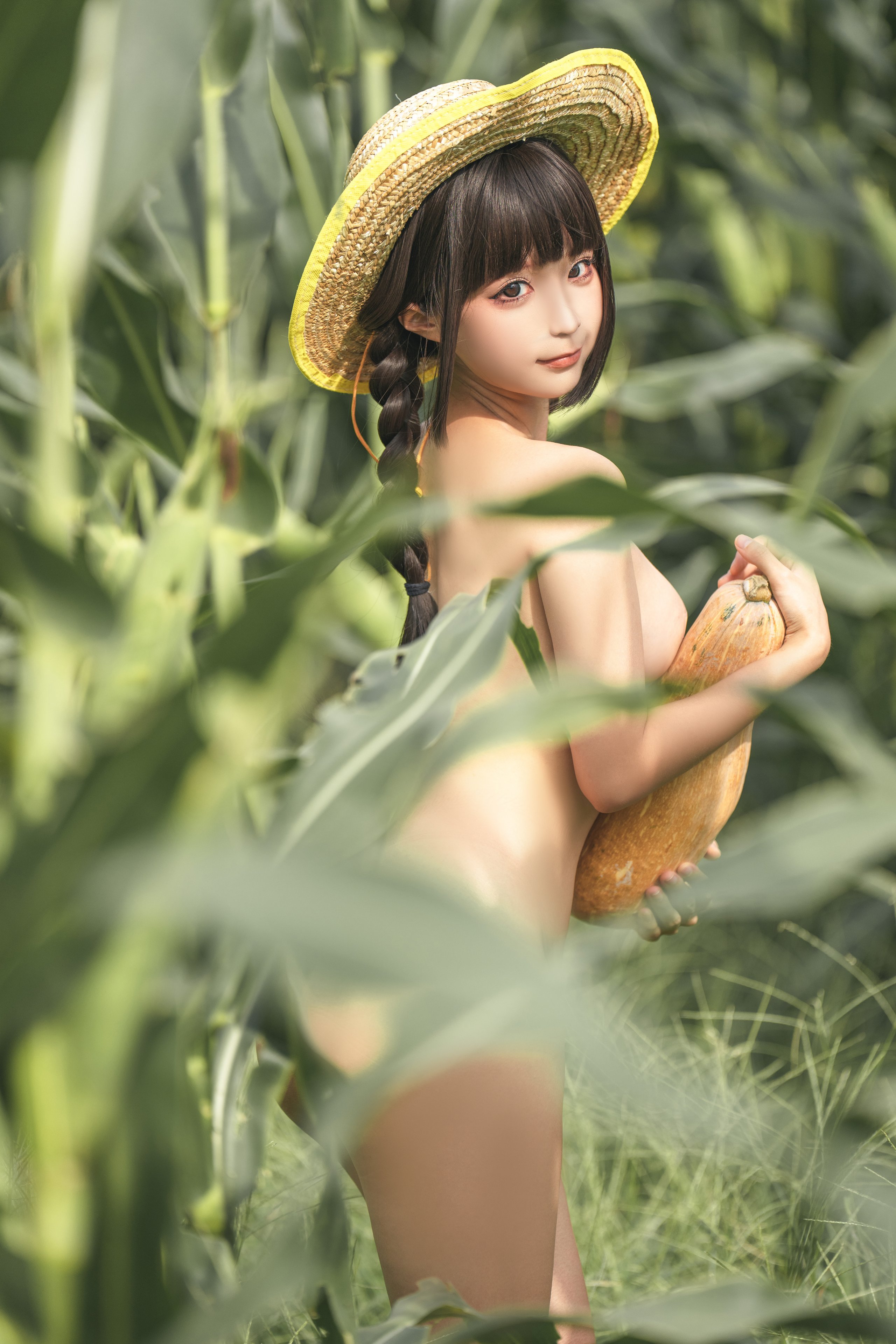 Chun Mo Mo - The Story of the Cornfield
