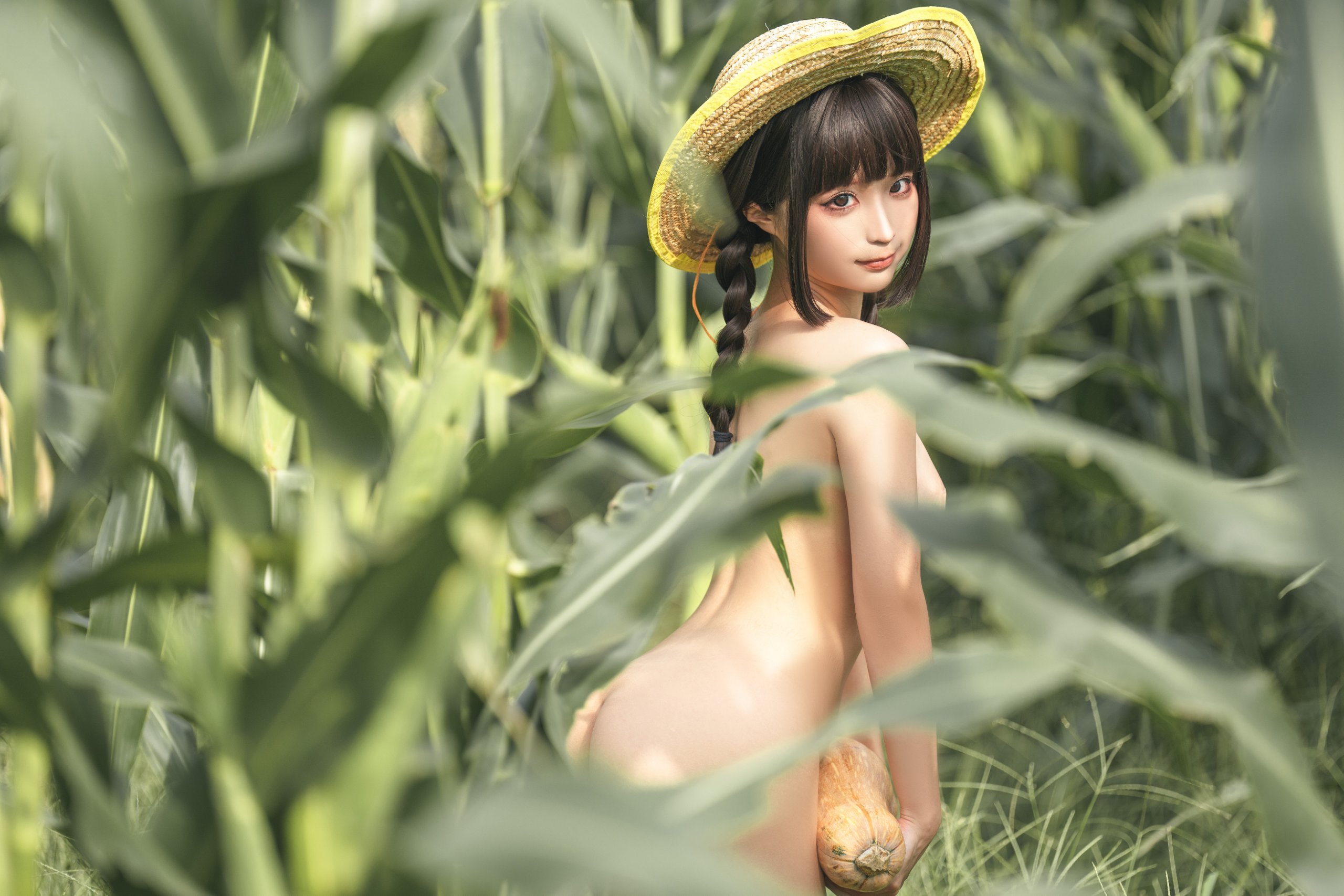 Chun Mo Mo - The Story of the Cornfield