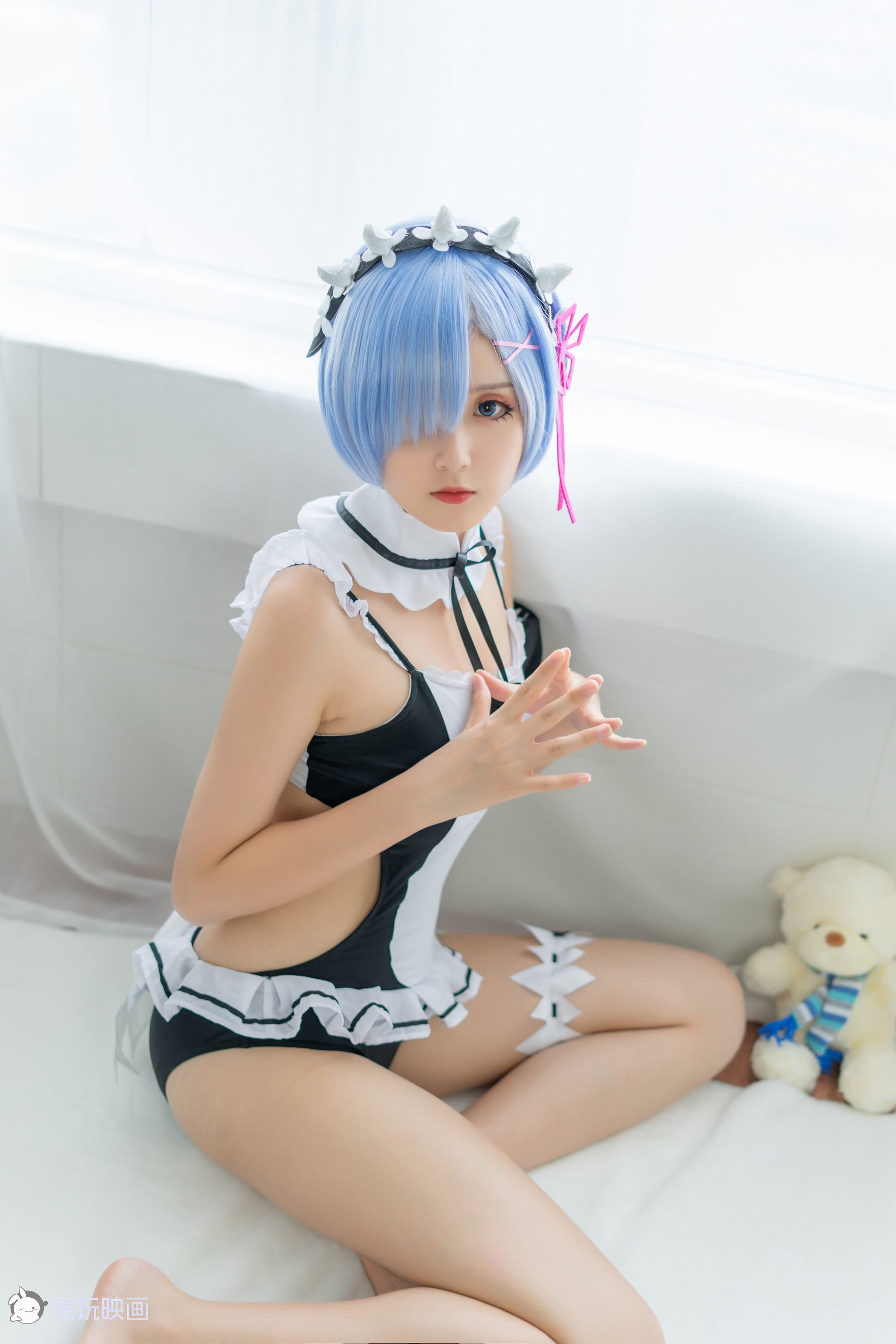 秋楚楚 蕾姆夏日泳装