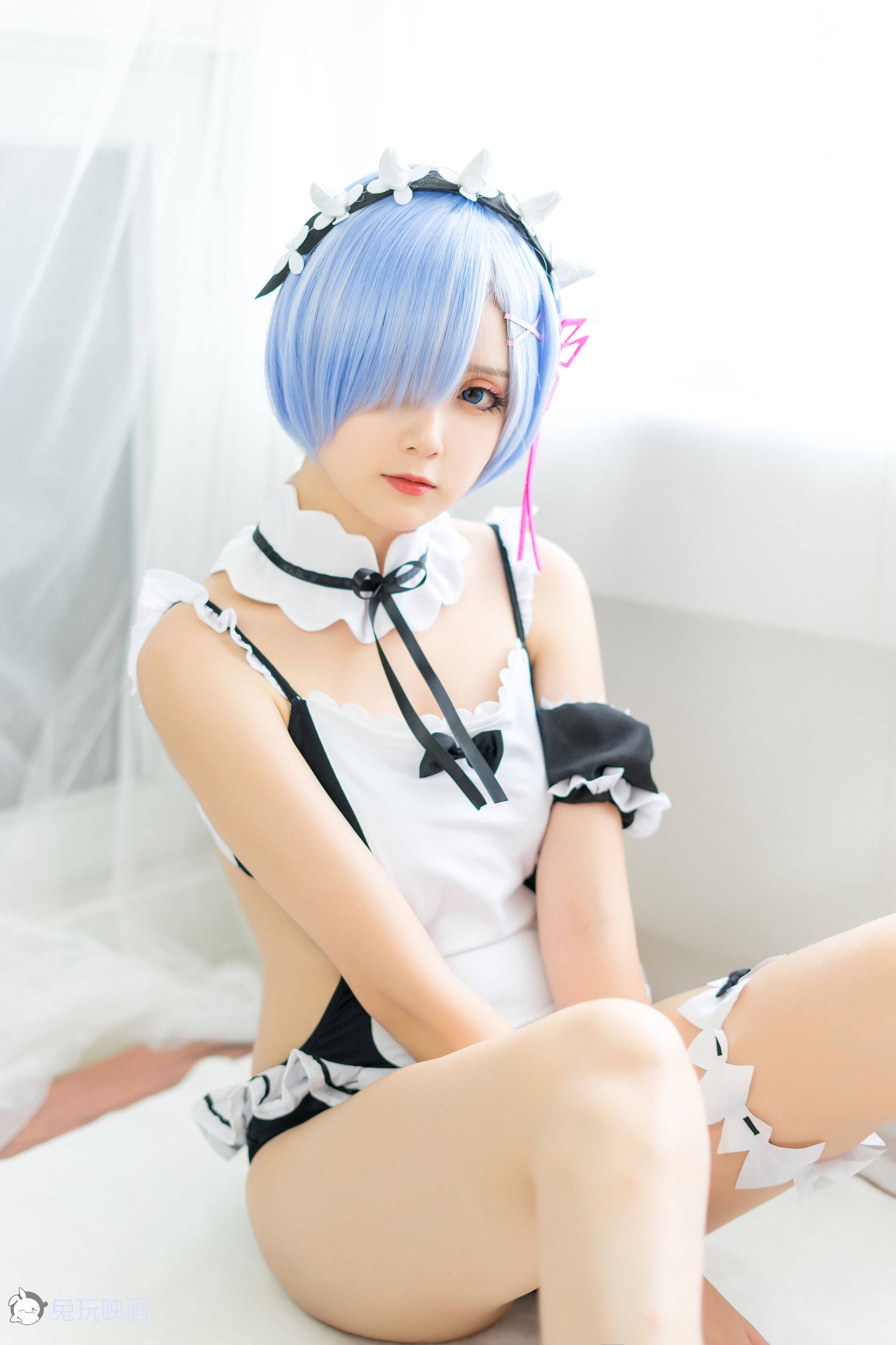 秋楚楚 蕾姆夏日泳装