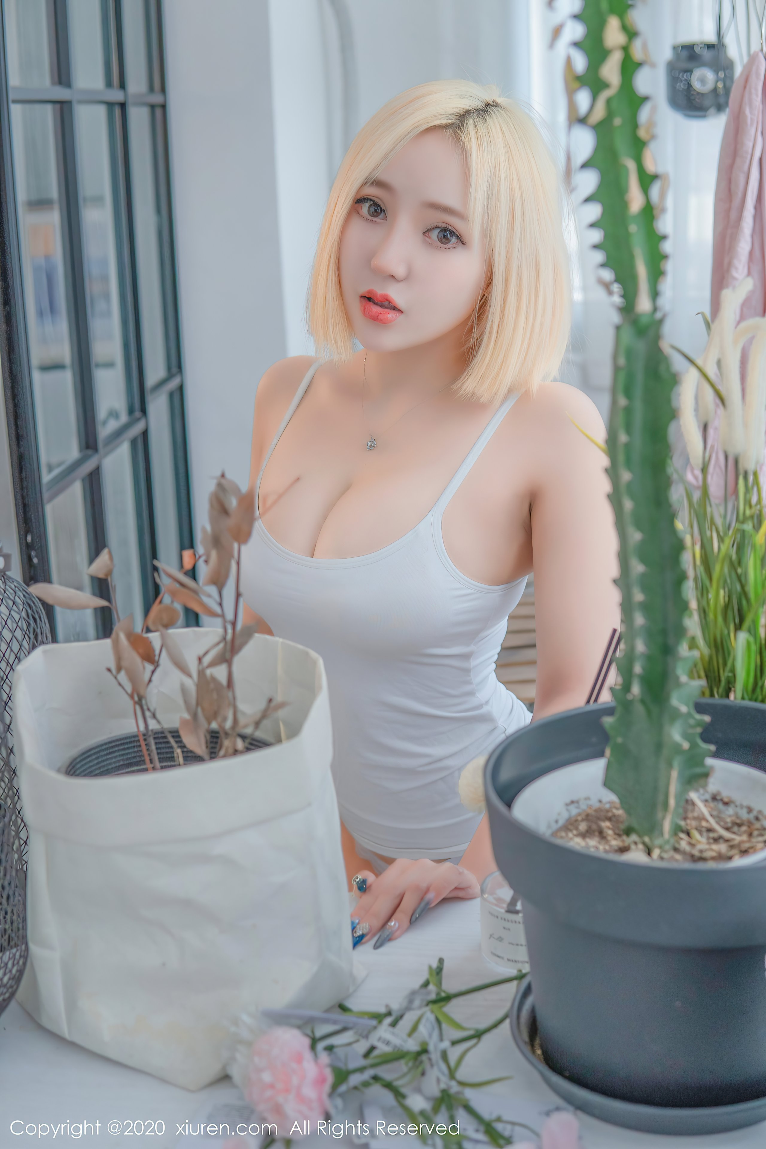 XIURAN No.2842 Wen Jing Er