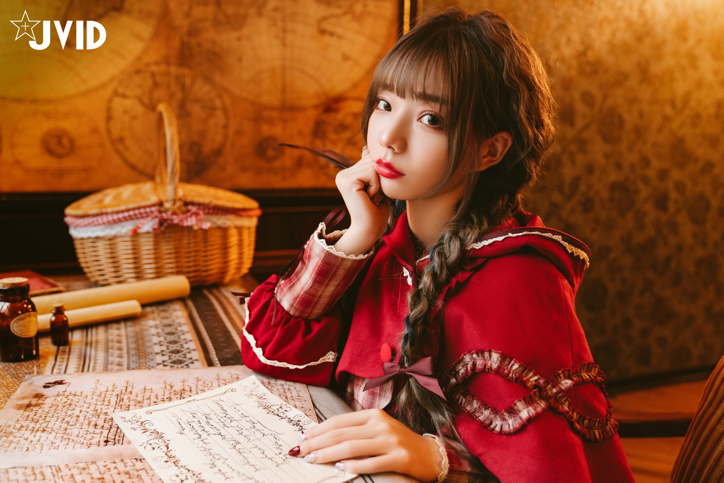 Jiu Jiu Little Princess: Red Riding Hood Seducing the Wolf (P)
