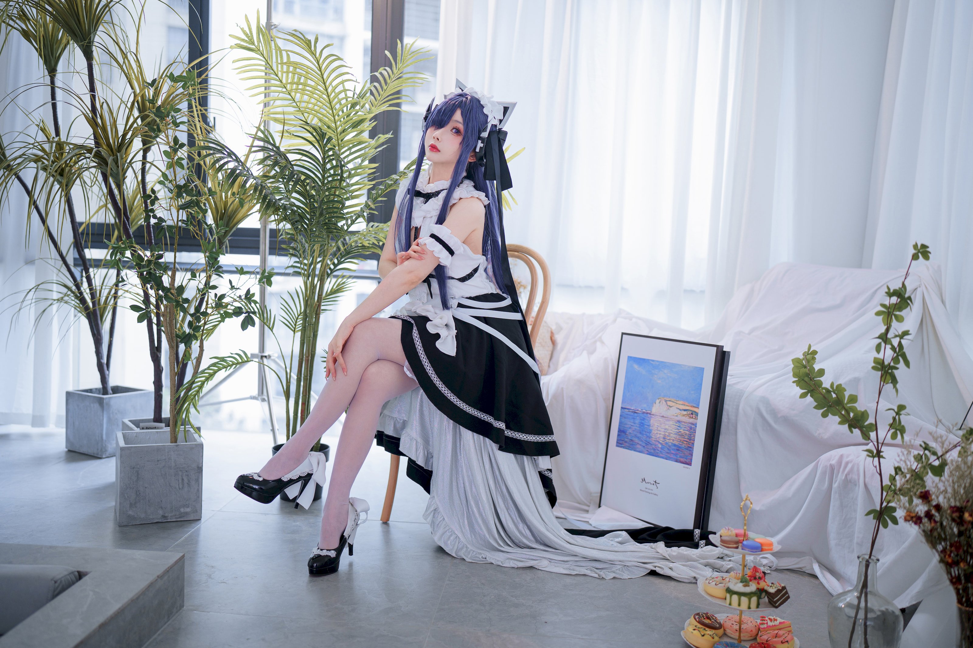 Rioko Liangliangzi - August's Maid