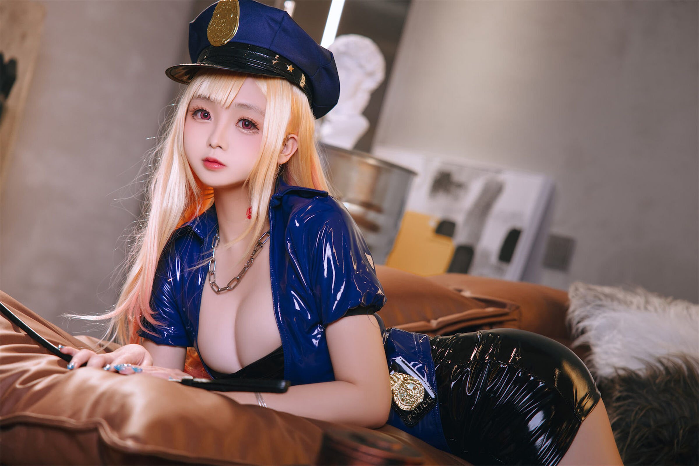 日奈嬌 喜多川海夢女警