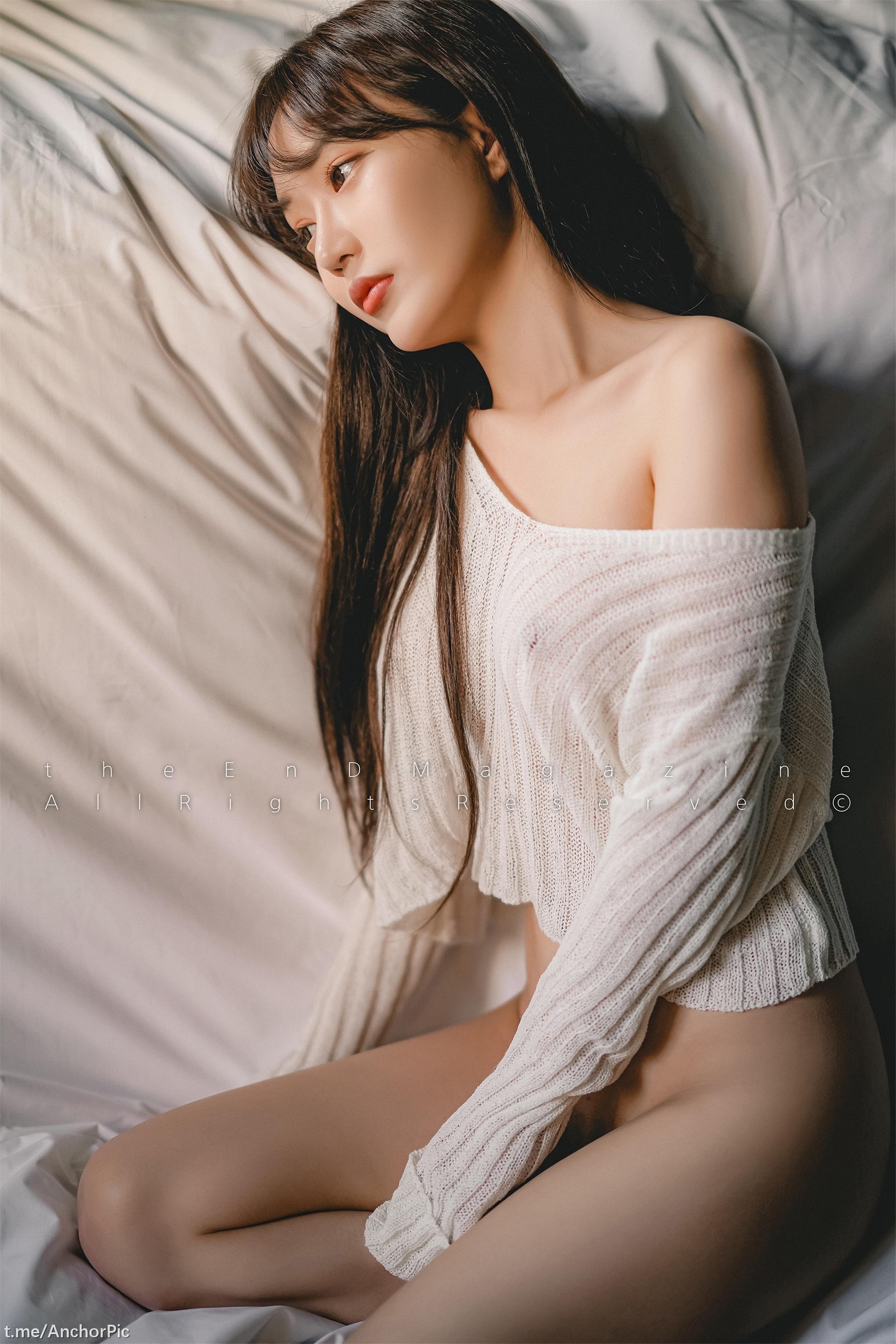 The End Magazine 作品 205P