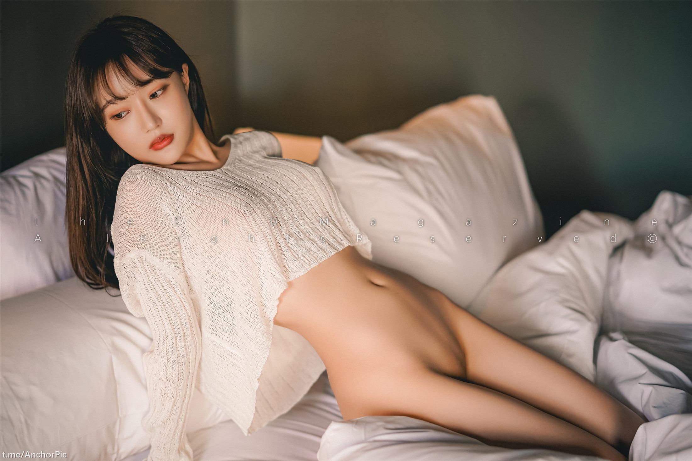 The End Magazine 作品 205P