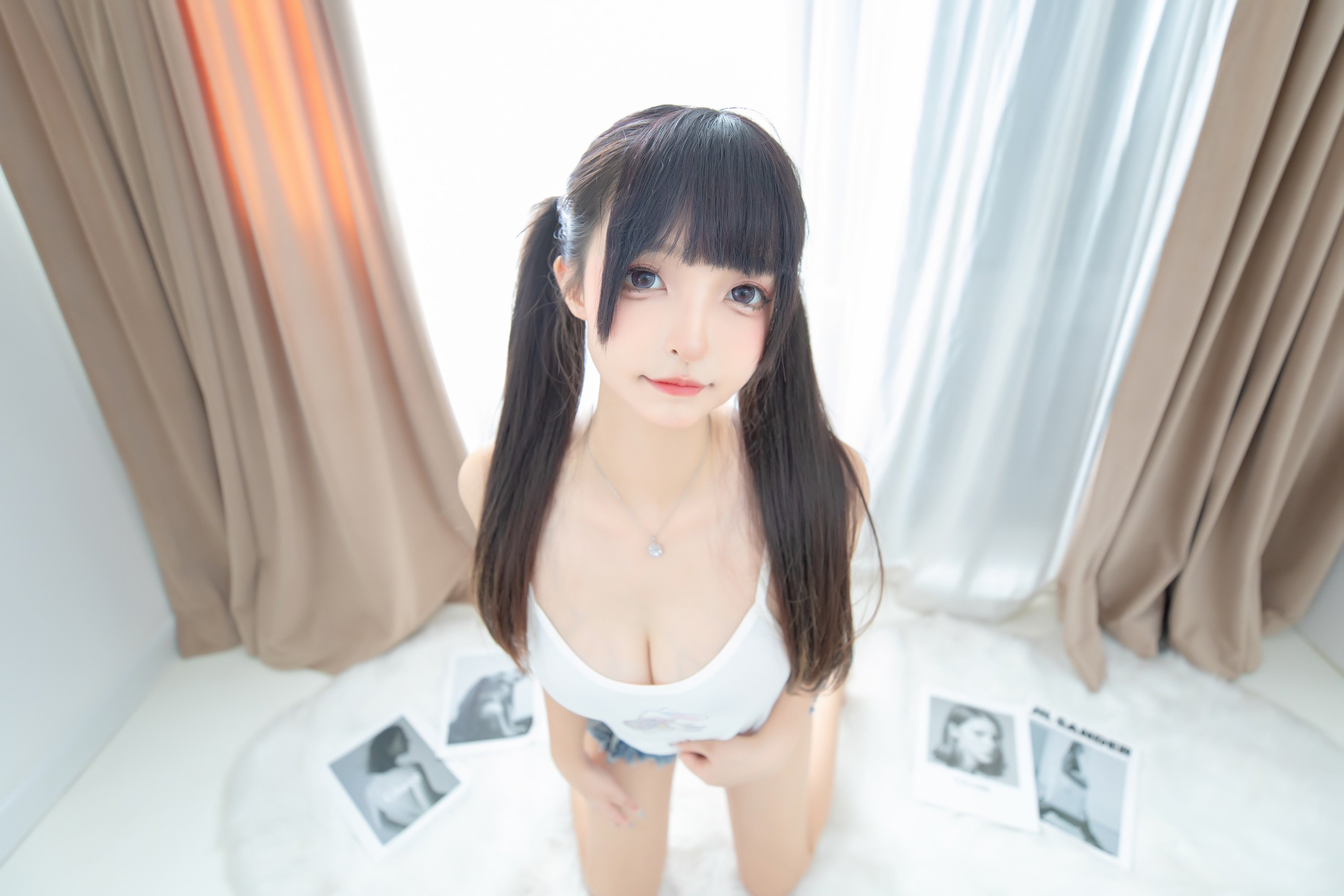 神樂坂真冬 - 牛仔兔兔