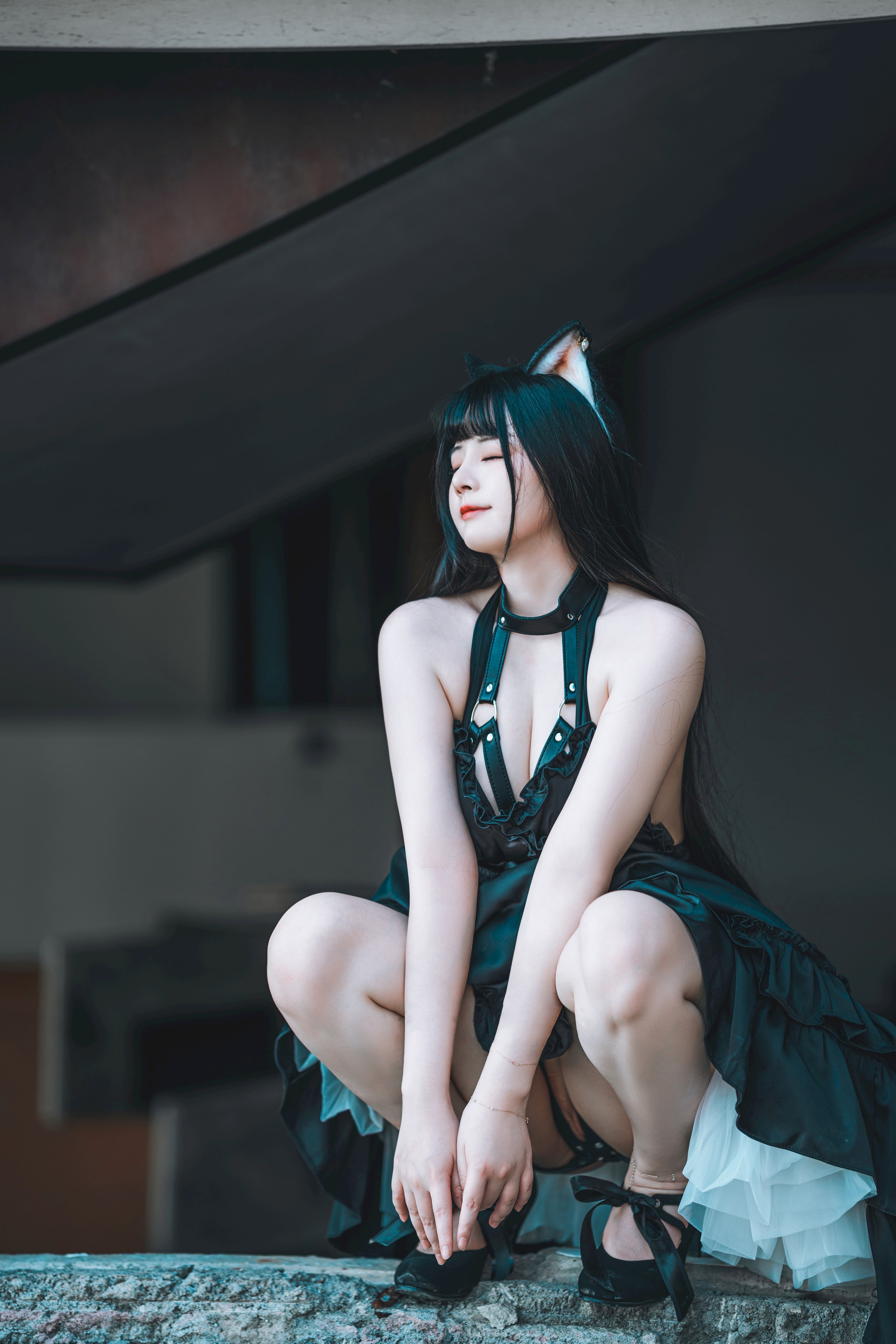 ลั่วลั่วรากุ – แมวดำ
